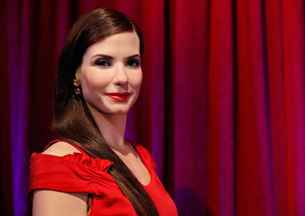 Sandra Bullock's wax figure makes New York debut in time for her 50th birthday at Madame Tussauds New York | Photo: Getty Images