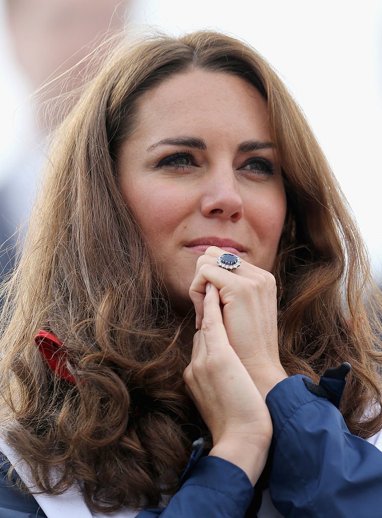Kate Middleton wore her engagement ring to the Great Britain Mixed Coxed Four Rowing, 2012. | Photo: Getty Images