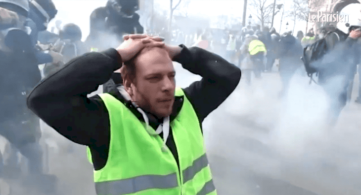 source: Twitter / Le Parisien