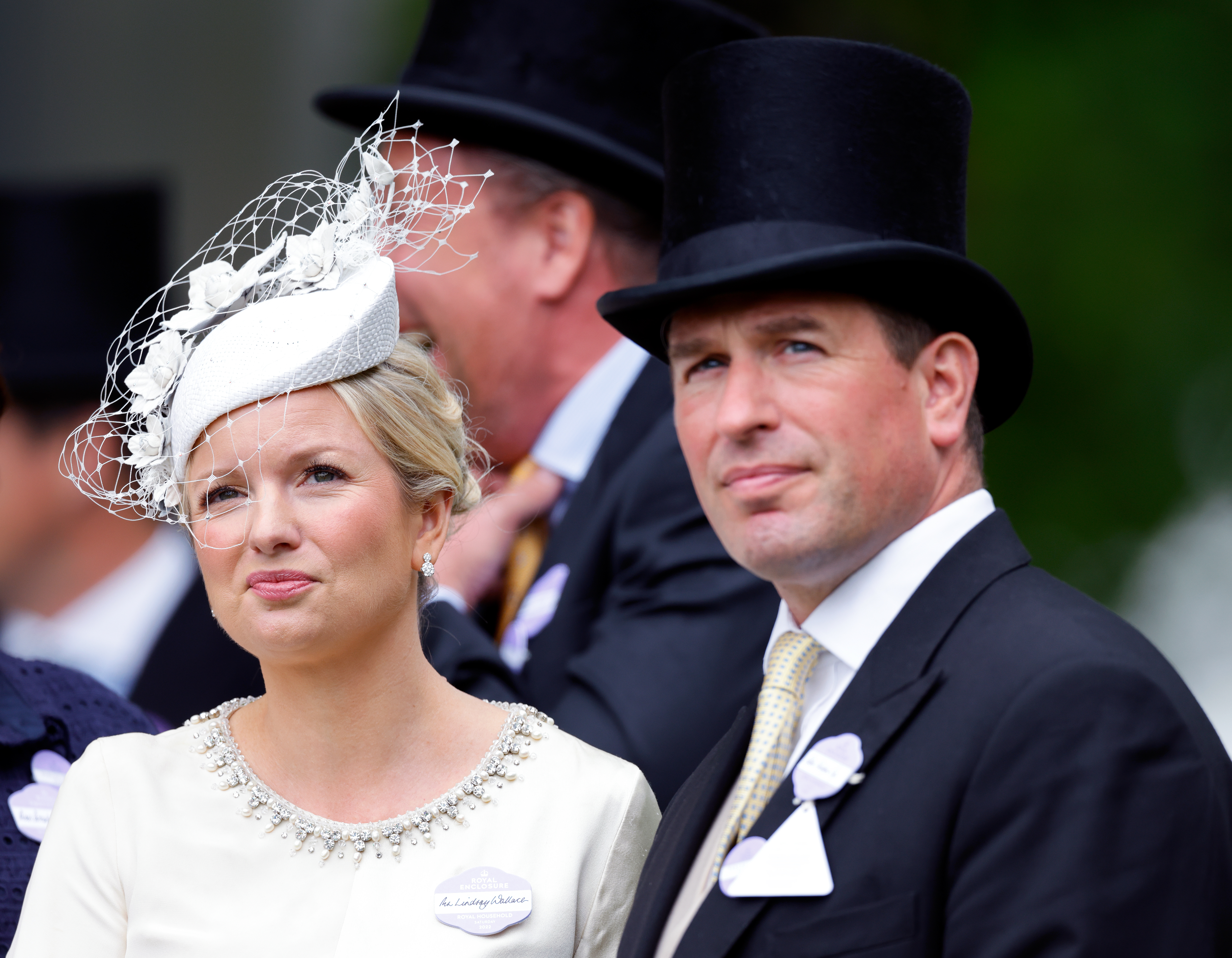 Lindsay Wallace and Peter Phillips on Day 5 of Royal Ascot in Ascot, England on June 18, 2022 | Source: Getty Images