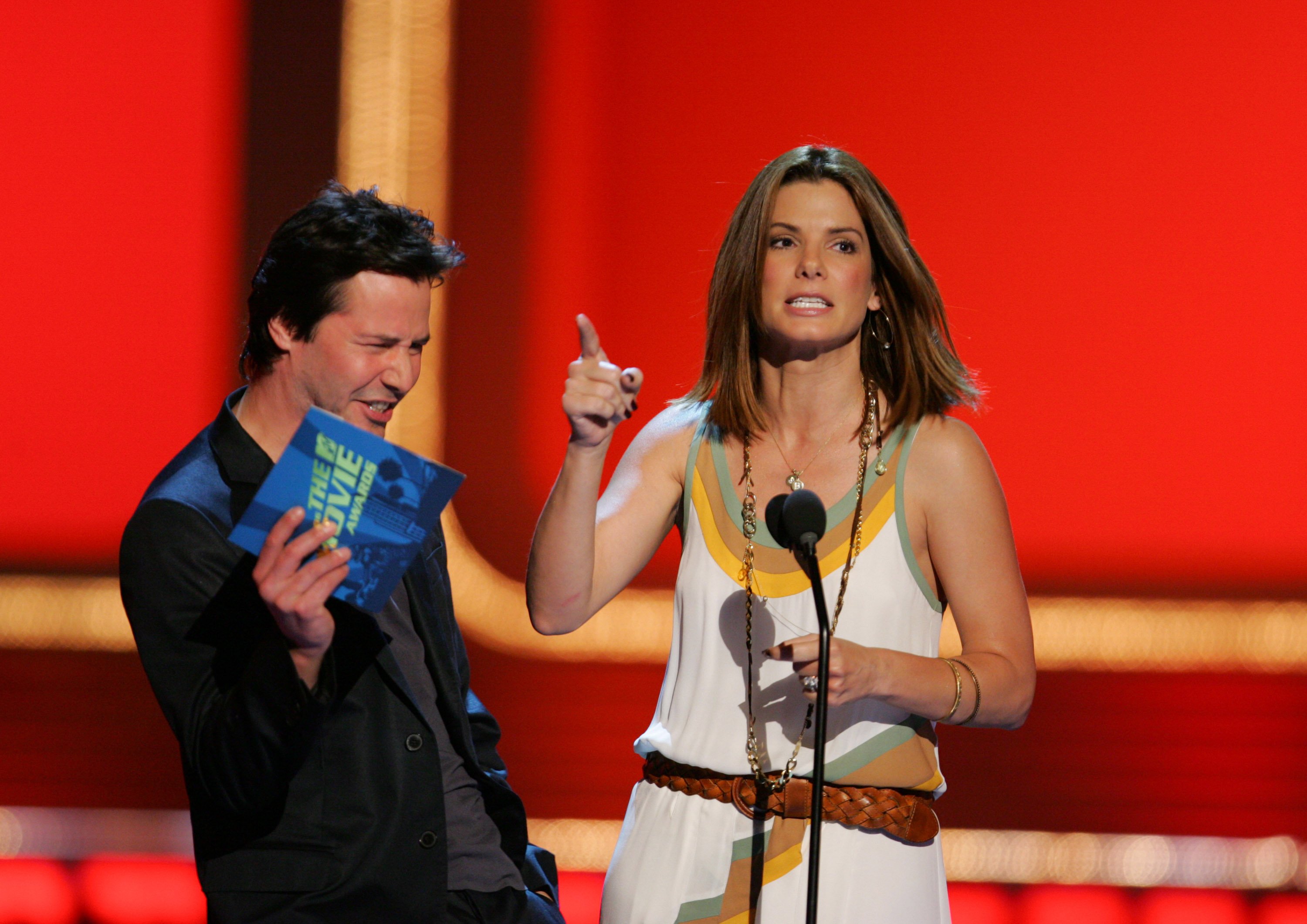 Keanu Reeves and Sandra Bullock, presenters during 2006 MTV Movie Awards Show at Sony Studios on June 3, 2006 in Culver City, California | Source: Getty Images