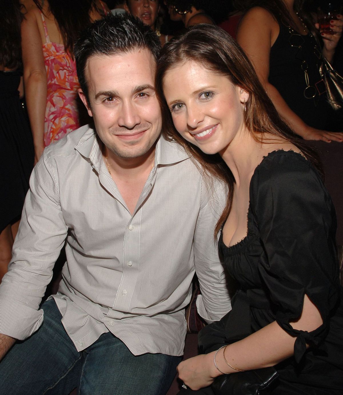 Freddie Prinze Jr. and Sarah Michelle Gellar at DJ Cassidy's 25th Birthday Party on July 12, 2006 | Photo: Jamie McCarthy/WireImage/Getty Images