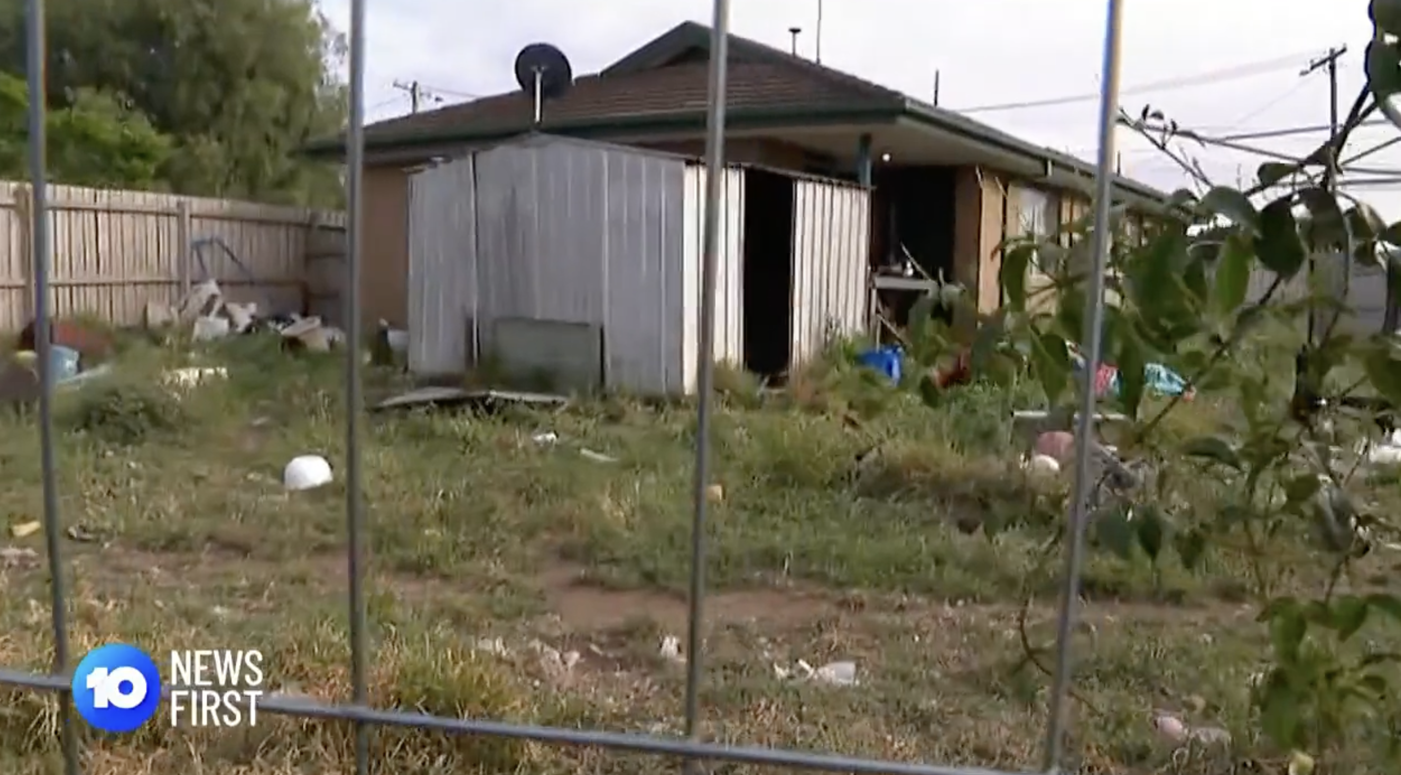 The McGregor family's backyard shed which caught fire, as seen in a video dated October 24, 2023 | Source: twitter.com/10NewsFirstMelb