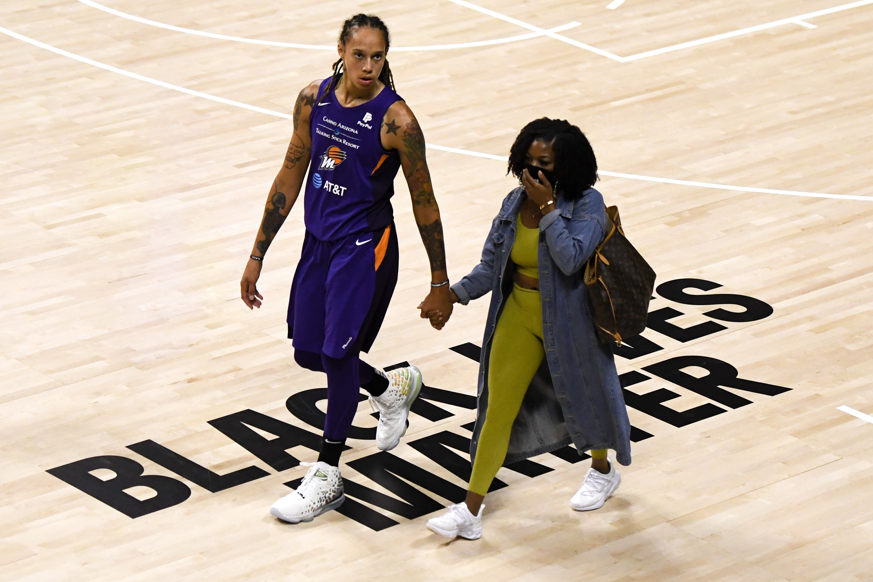 Brittney Griner is pictured with her wife, Cherelle Griner, after defeating the Dallas Wings at Feld Entertainment Center on August 10, 2020, in Palmetto, Florida | Source: Getty Images