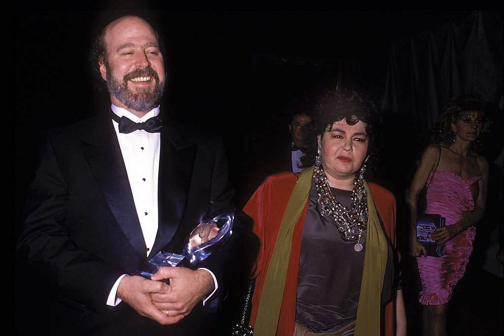 Roseanne Barr and Bill Petland leaving the People's Choice Awards in 1989 | Photo: Getty Images