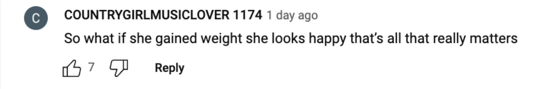 A netizens comments on Miranda Lambert's YouTube video regarding her new cookbook | Source: YouTube.com/CBS Mornings