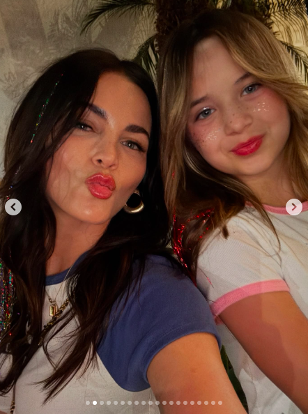 Jenna Dewan and Everly Tatum posing with playful pouts. | Source: Instagram/jennadewan
