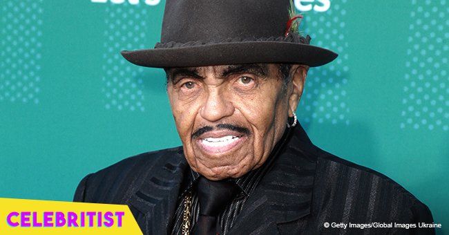 Jackson family attends Joe Jackson's funeral luncheon 5 days after he died