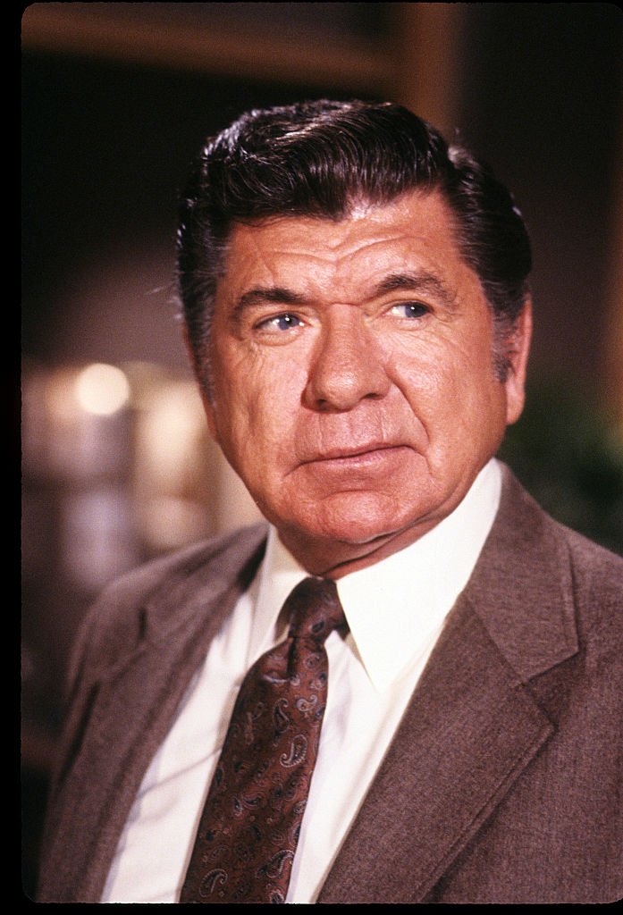 "Las desventuras del Sheriff Lobo" recordando la icónica serie y su