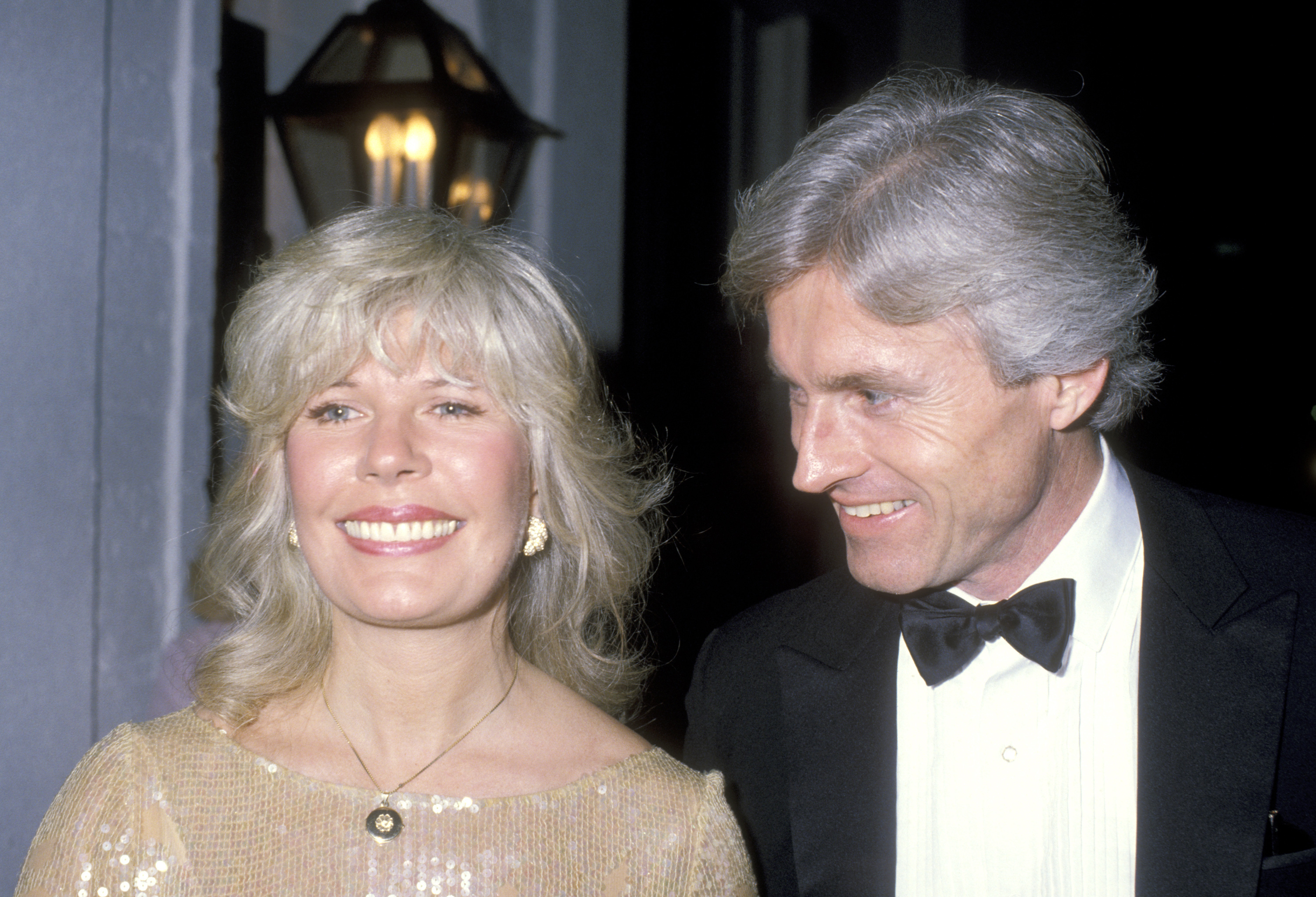 Actress Loretta Swit and husband Actor Dennis Holahan attend the Ninth Annual People's Choice Awards on March 17, 1983 at Chasen's Restaurant in Beverly Hills, California | Source: Getty Images