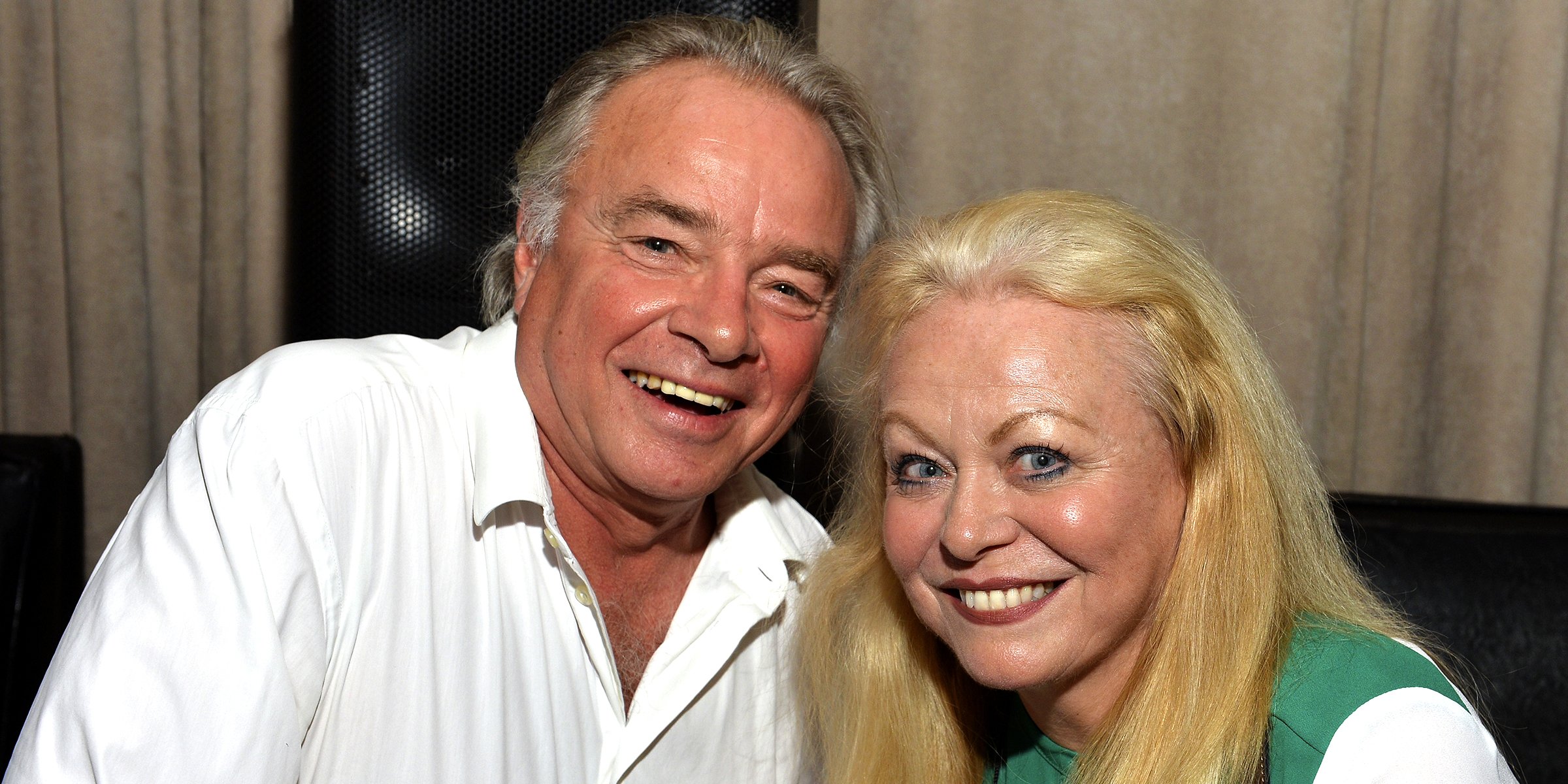 Sean Taylor and Jacki Weaver Smile for a Photo | Source: Getty Images