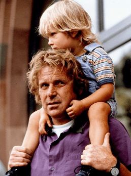 Daniel Cohn-Bendit avec son fils. | Photo : Le Point Daniel Cohn-Bendit avec son fils. | Photo : Le Point