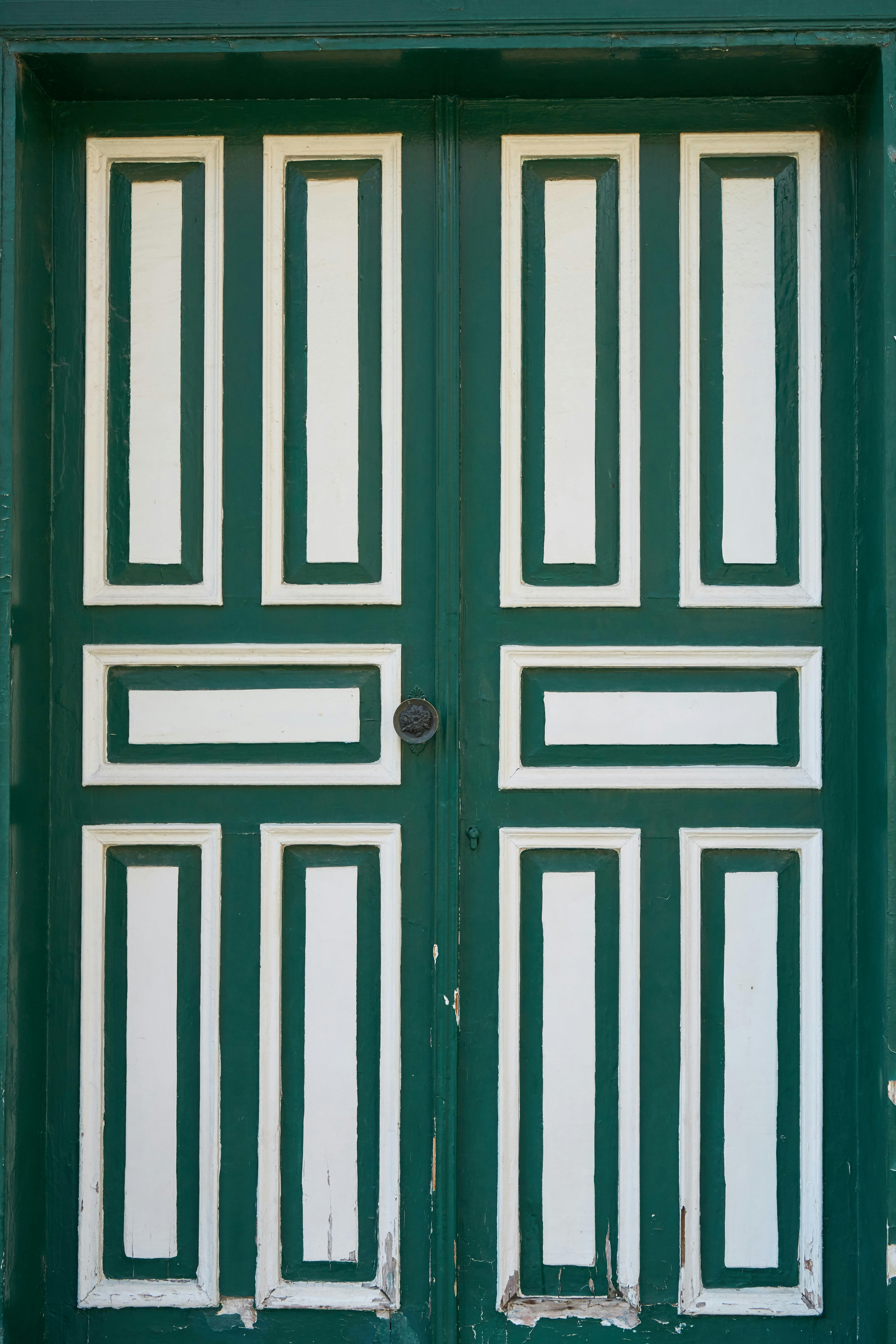 Closed doors | Source: Pexels