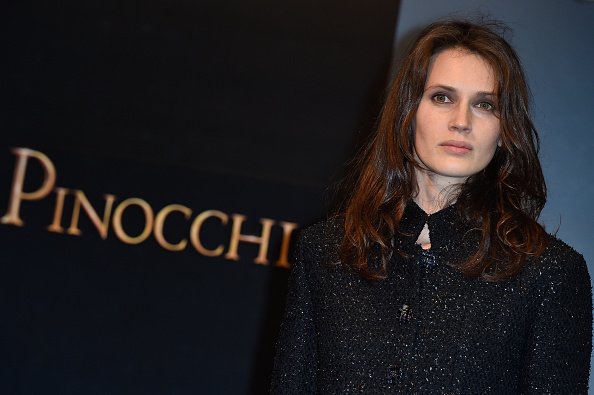 L'actrice et mannequin française Marine Vacth assiste au photocall du film italien Pinocchio au Space Cinema Moderno. | Photo : Getty Images
