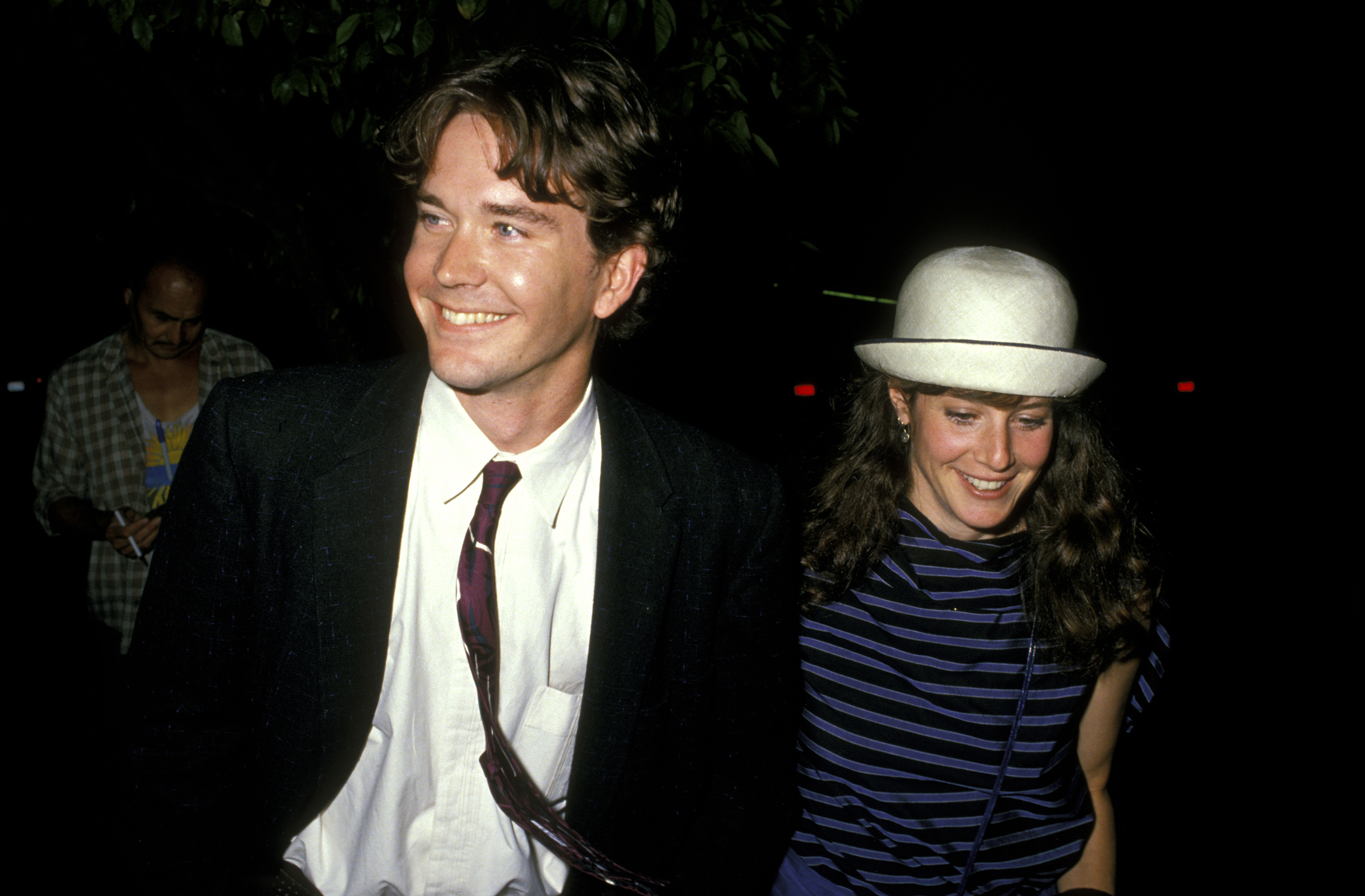 Timothy Hutton and Debra Winger at Spago's Restaurant  in 1988, in Hollywood, California, | Source: Getty Images