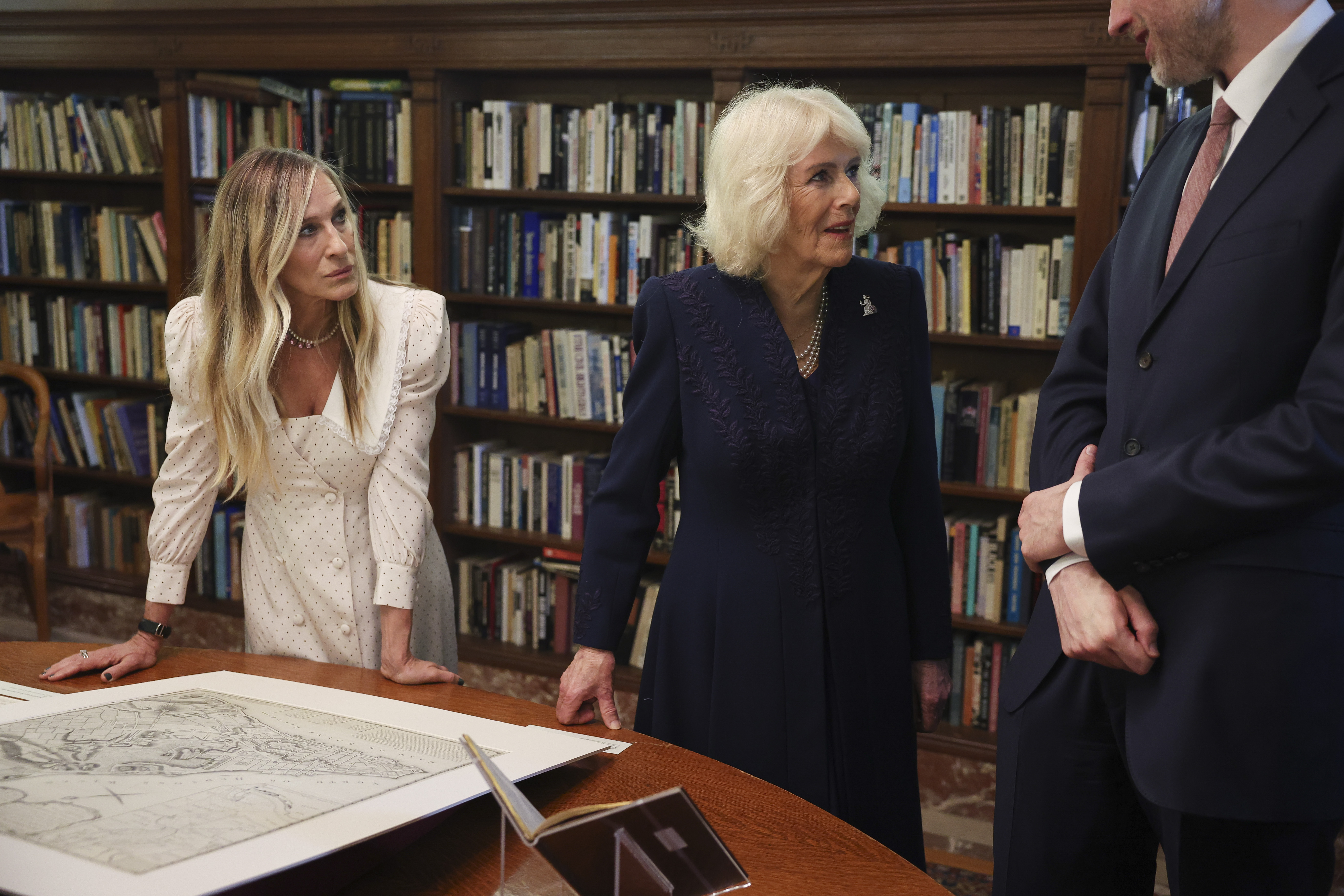 arah Jessica Parker and Queen Camilla visit the New York Public Library for a literacy event on 29 April 2026 in New York City. | Source: Getty Images