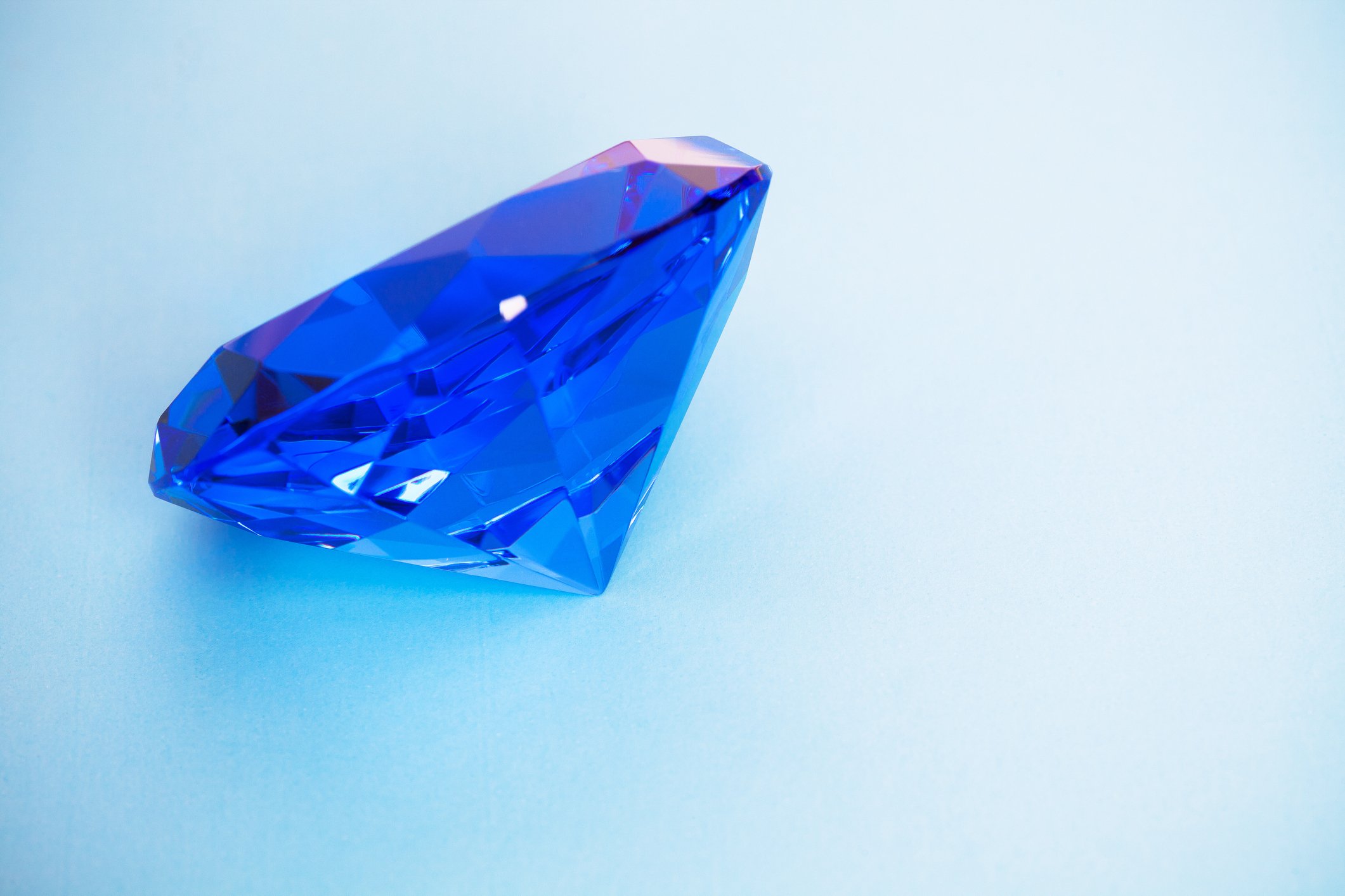 Portrait of a blue diamond. | Photo: Getty Images