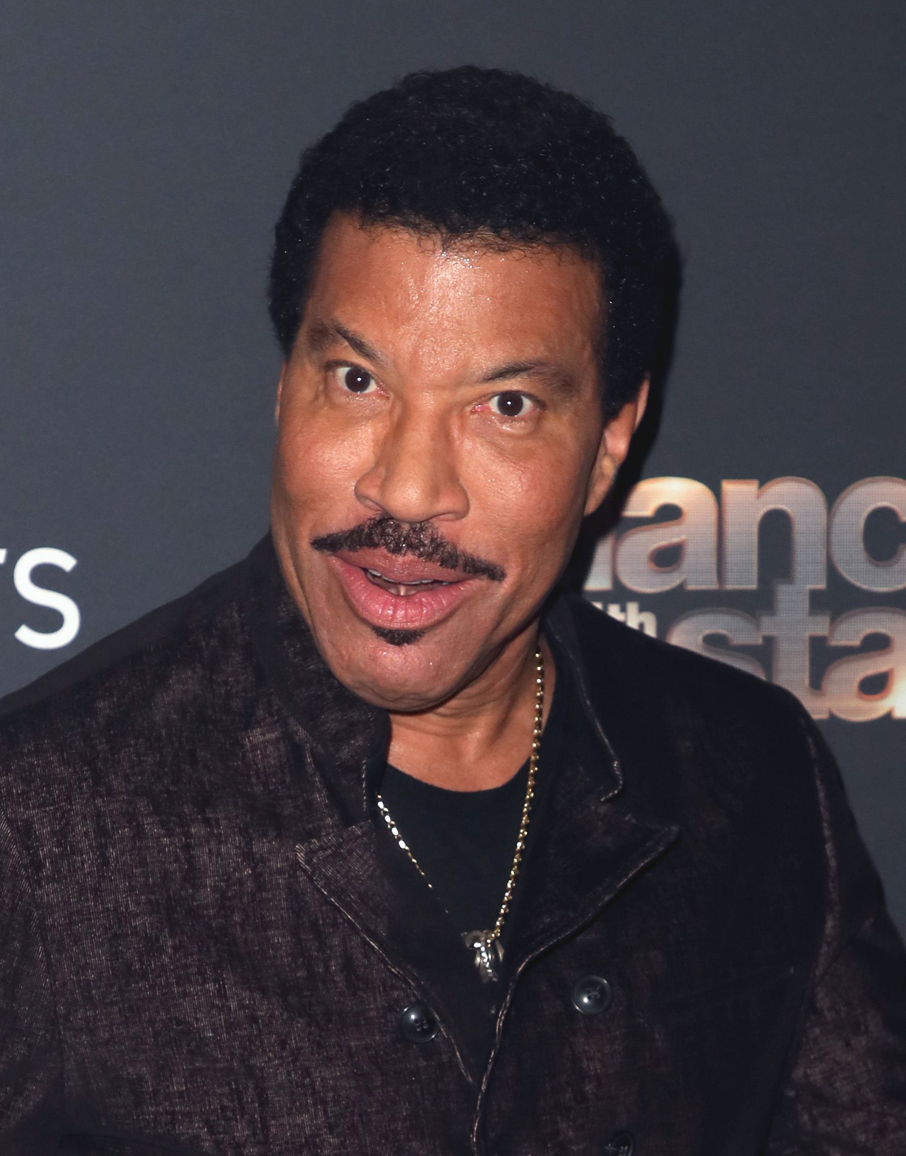  Lionel Richie poses at "Dancing with the Stars" Season 28 Finale at CBS Television City on November 25, 2019 in Los Angeles, California | Photo: Getty Images  