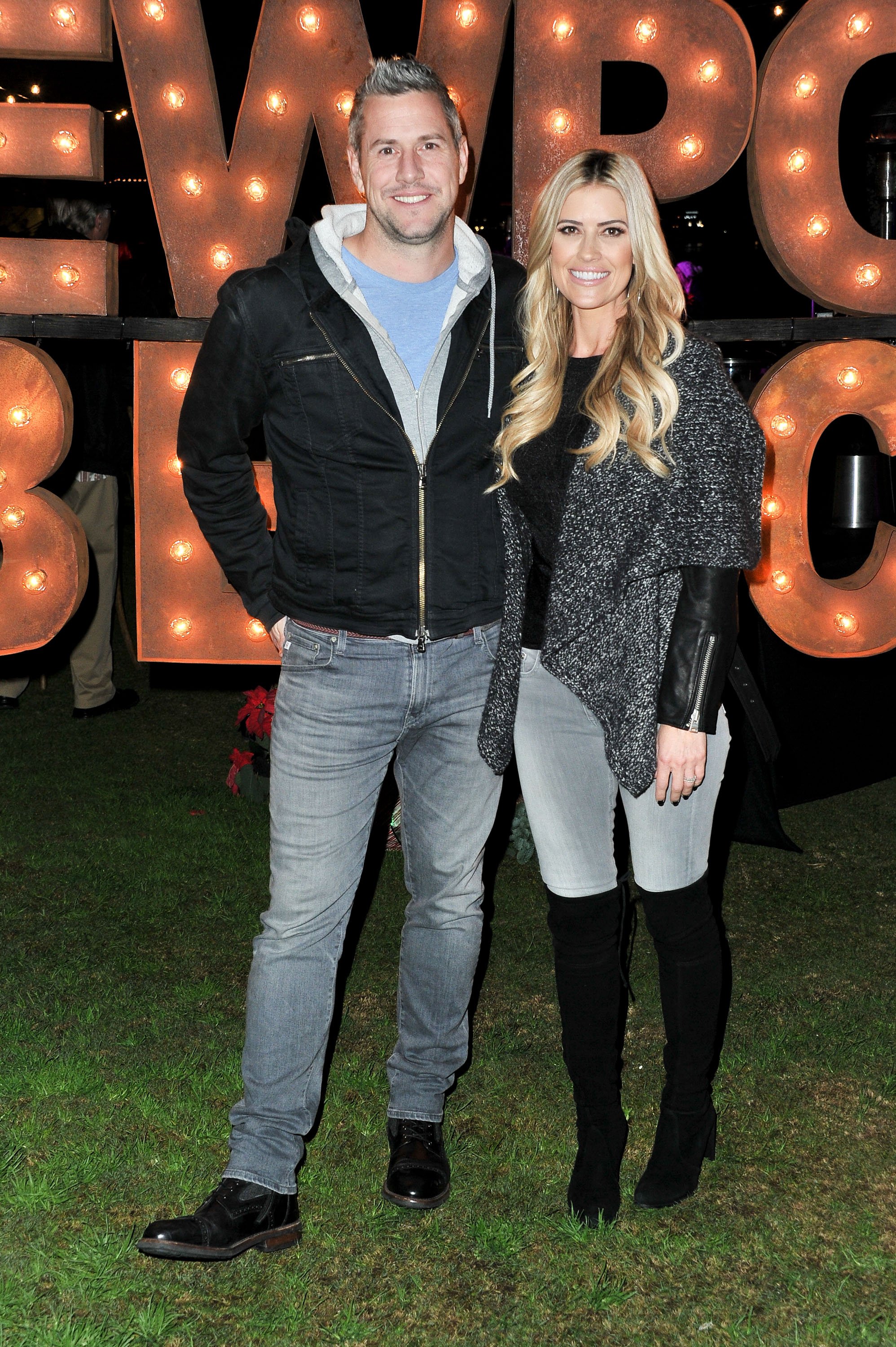 Ant Anstead and Christina Anstead attend the Newport Beach Christmas Boat Parade in Newport Beach, California on December 18, 2019 | Photo: Getty Images