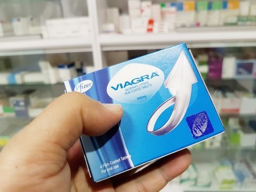 A box of Viagra tablets. | Source: Shutterstock.