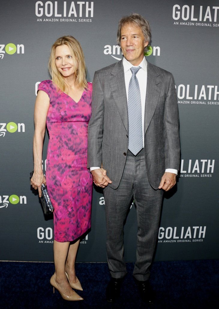 Michelle Pfeiffer and David E. Kelley at the Los Angeles premiere of Amazon's "Goliath" in West Hollywood on September 29, 2016 | Photo: Shutterstock/Tinseltown
