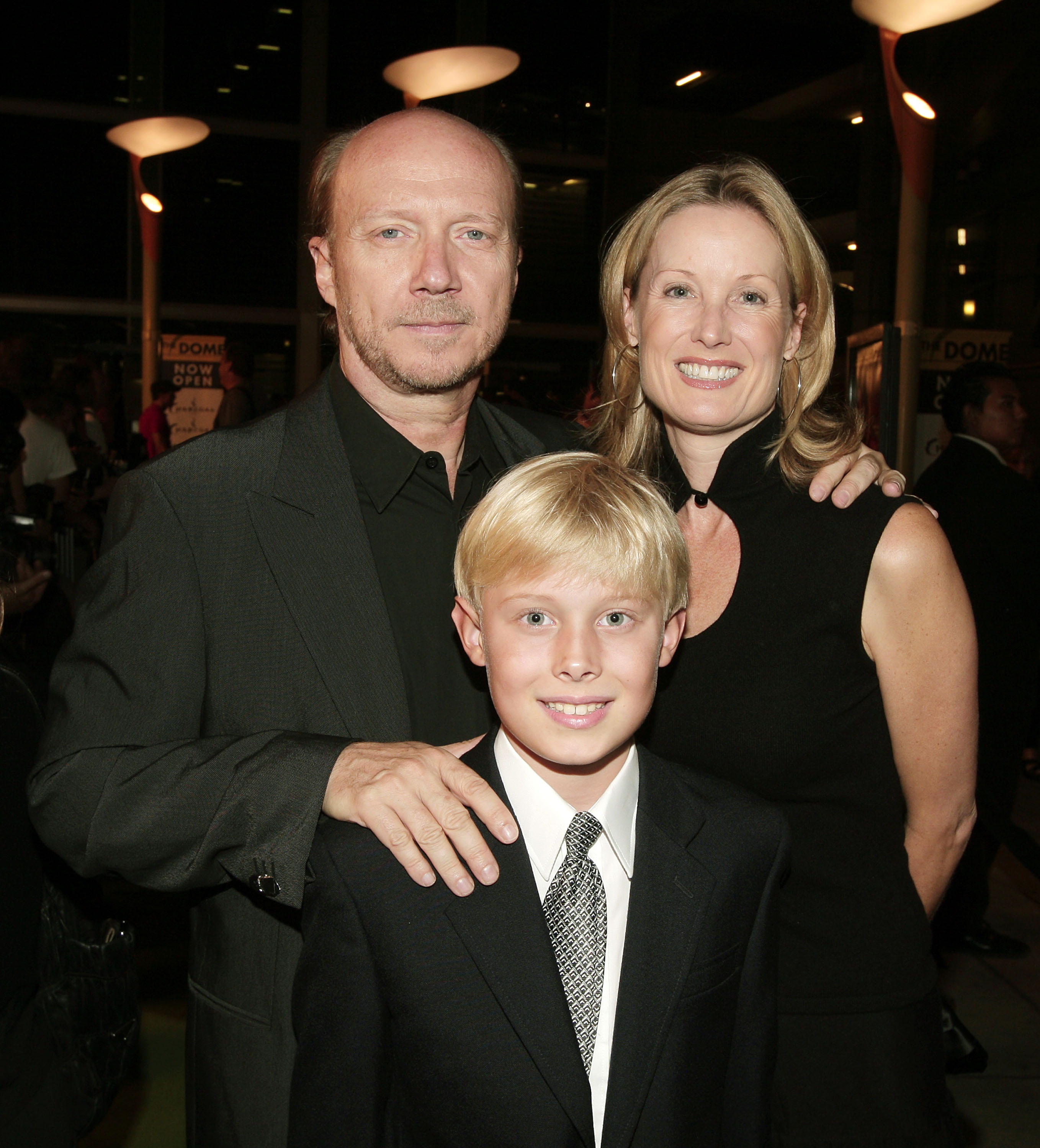 Paul Haggis, Deborah Rennard, and their son James Haggis at the premiere of "In the Valley of Elah" on September 13, 2007, in Los Angeles, California | Source: Getty Images