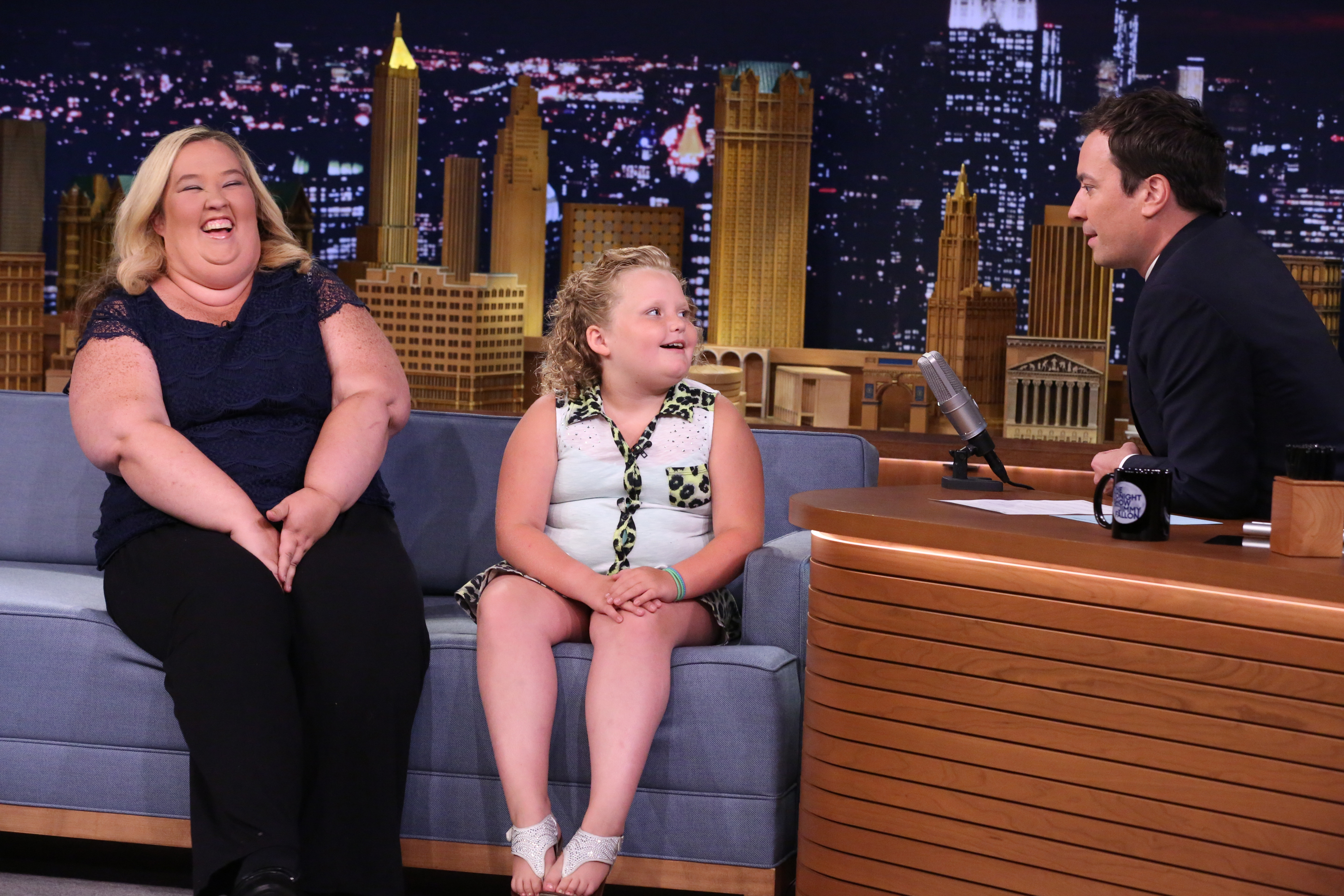 "Mama June" Shannon and Alana Thompson on "The Tonight Show Starring Jimmy Fallon" on June 11, 2014. | Source: Getty Images