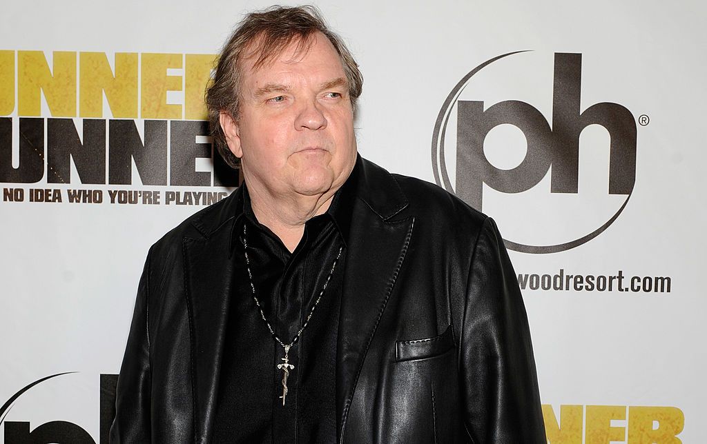 Meat Loaf arrives at the world premiere of the film "Runner Runner" at Planet Hollywood Resort & Casino on September 18, 2013, in Las Vegas, Nevada | Photo: David Becker/Getty Images