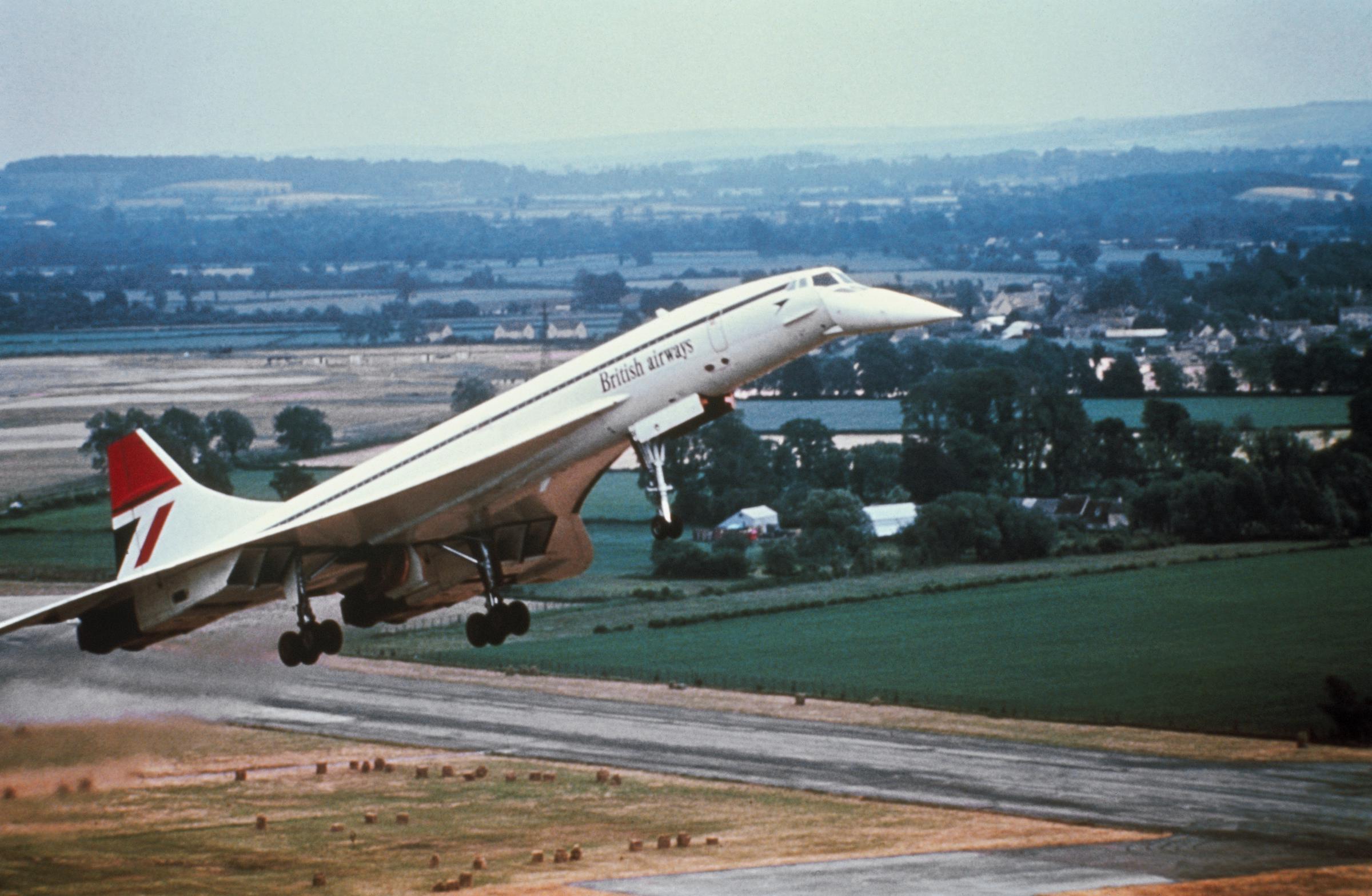 A British Airways Concorde jetliner takes off from a runway | Source: Getty Images