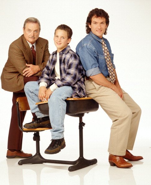 William Daniels and other casts of "Boy Meets World" on the show | Photo: Getty Images