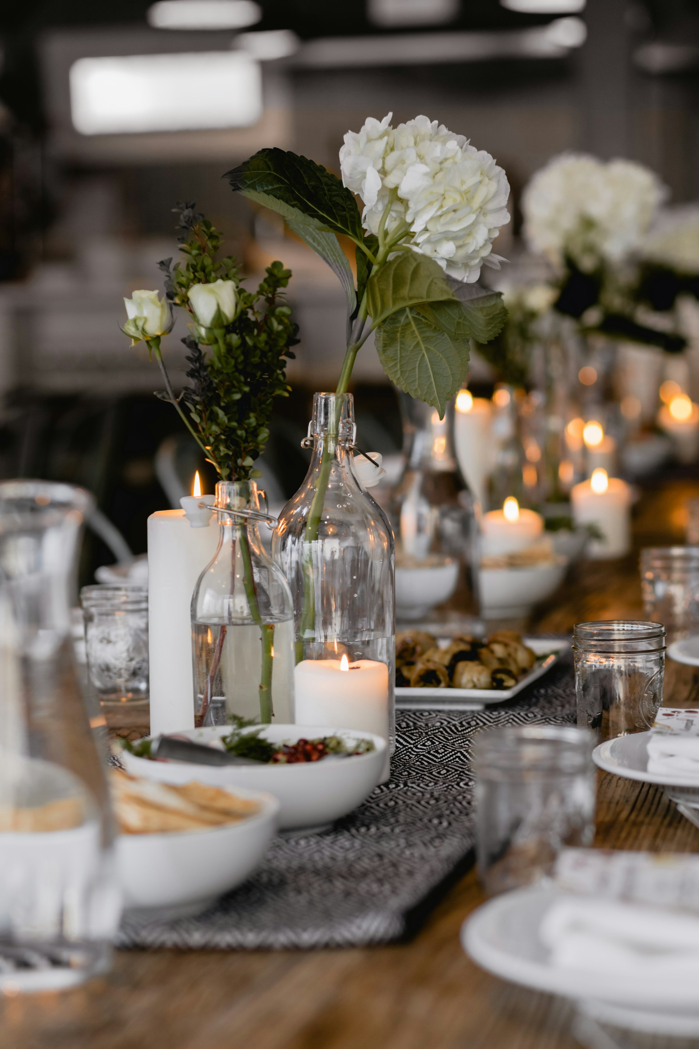 A fancy dinner set up | Source: Unsplash