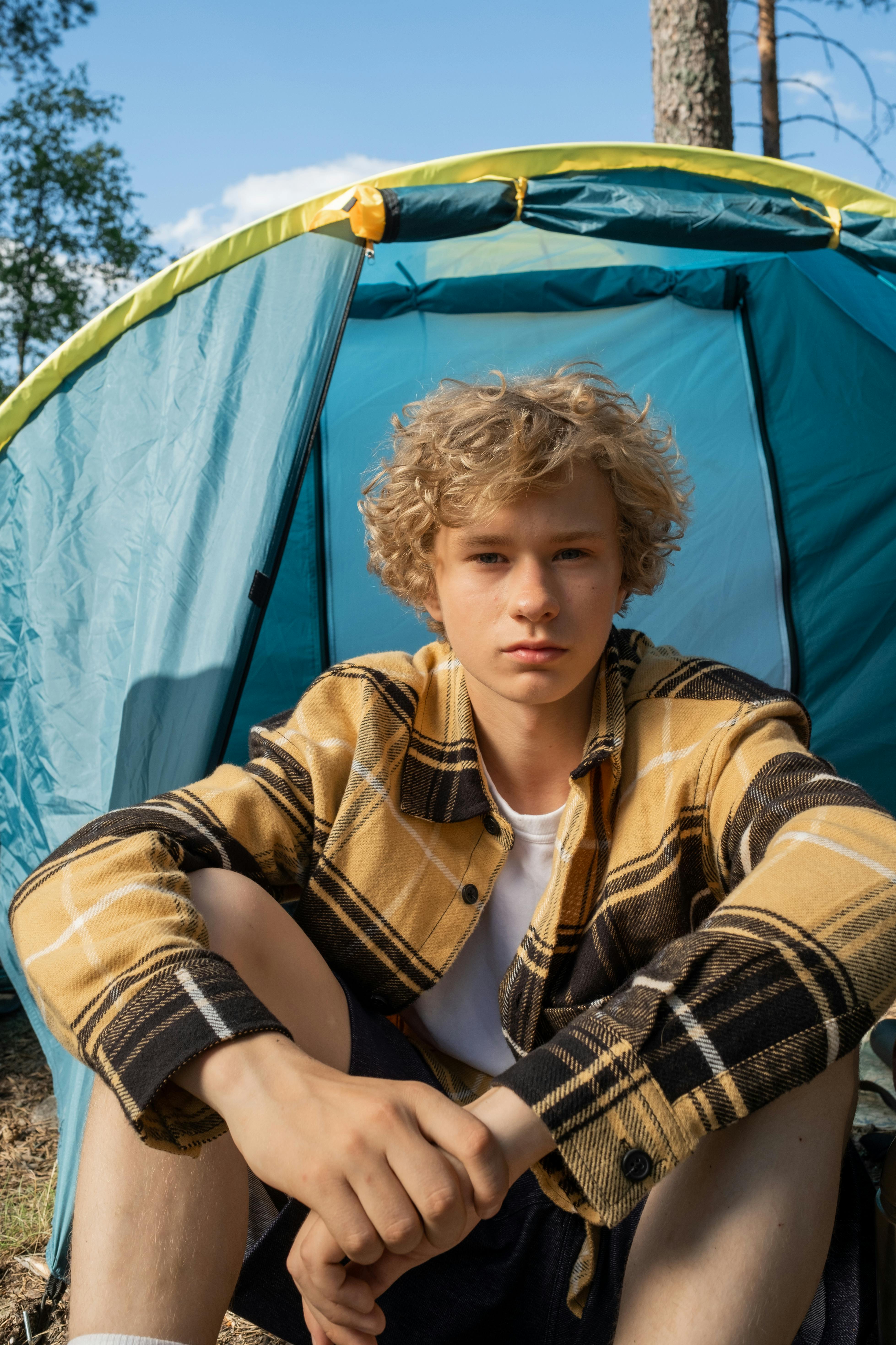 A teenage boy in a camp | Source: Pexels