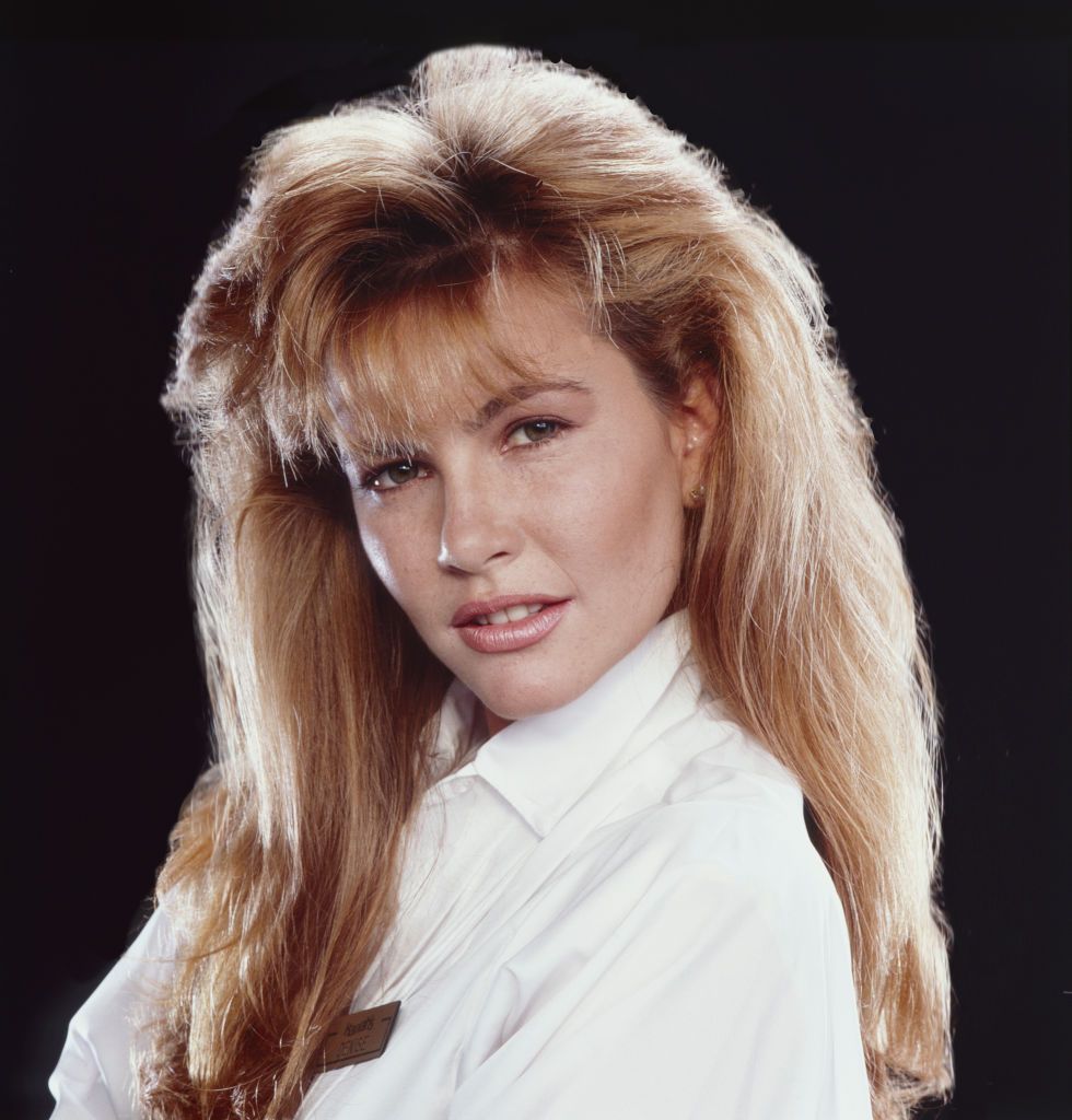 Late actress and music video star Tawny Kitaen posing for a portrait in Santa Monica, California, back in 1986 | Photo: Aaron Rapoport/Corbis/Getty Images
