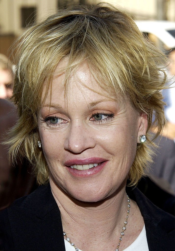 Melanie Griffith en una ceremonia en honor a su madre, la actriz Tippi Hedren, el 30 de enero de 2003 en Hollywood, California. | Foto: Getty Images