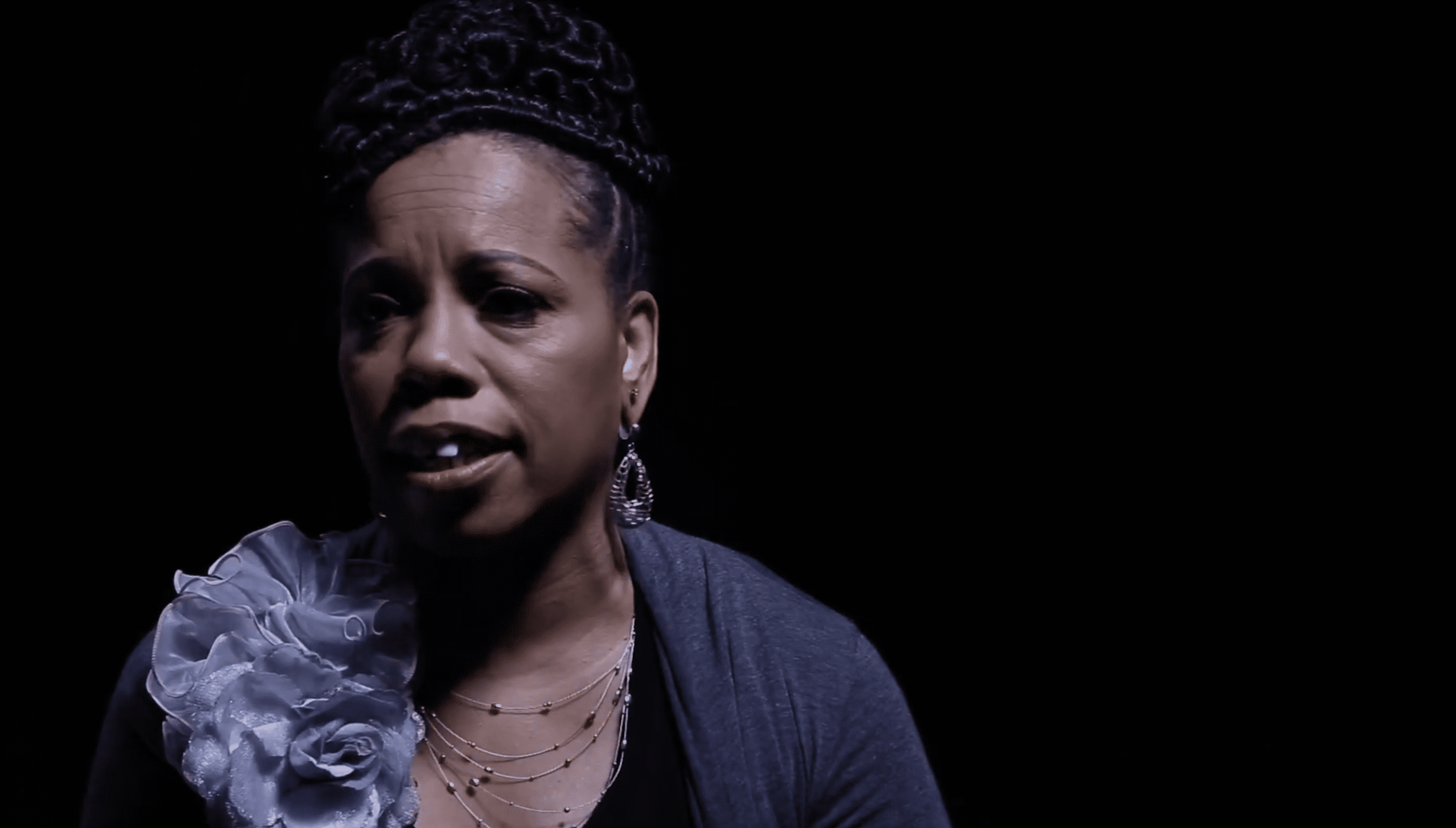 Smonique Smith-Person. | Photo: YouTube.com/AmenRa Darby