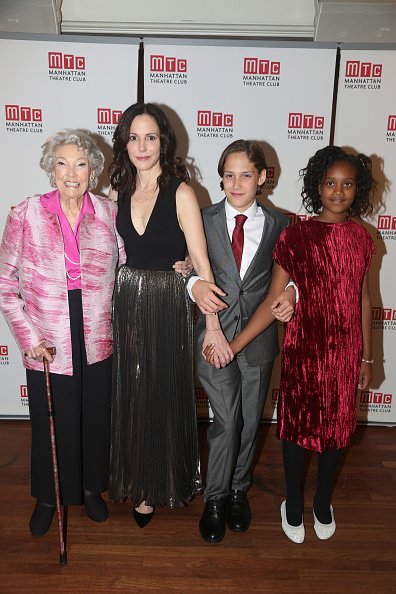 Caroline Louise Morelli Parker, Mary-Louise Parker, William Atticus Crudup and daughter Caroline Aberash Parker at The Opening Night After Party for "Heisenberg" on October 13, 2016 | Photo: Getty Images