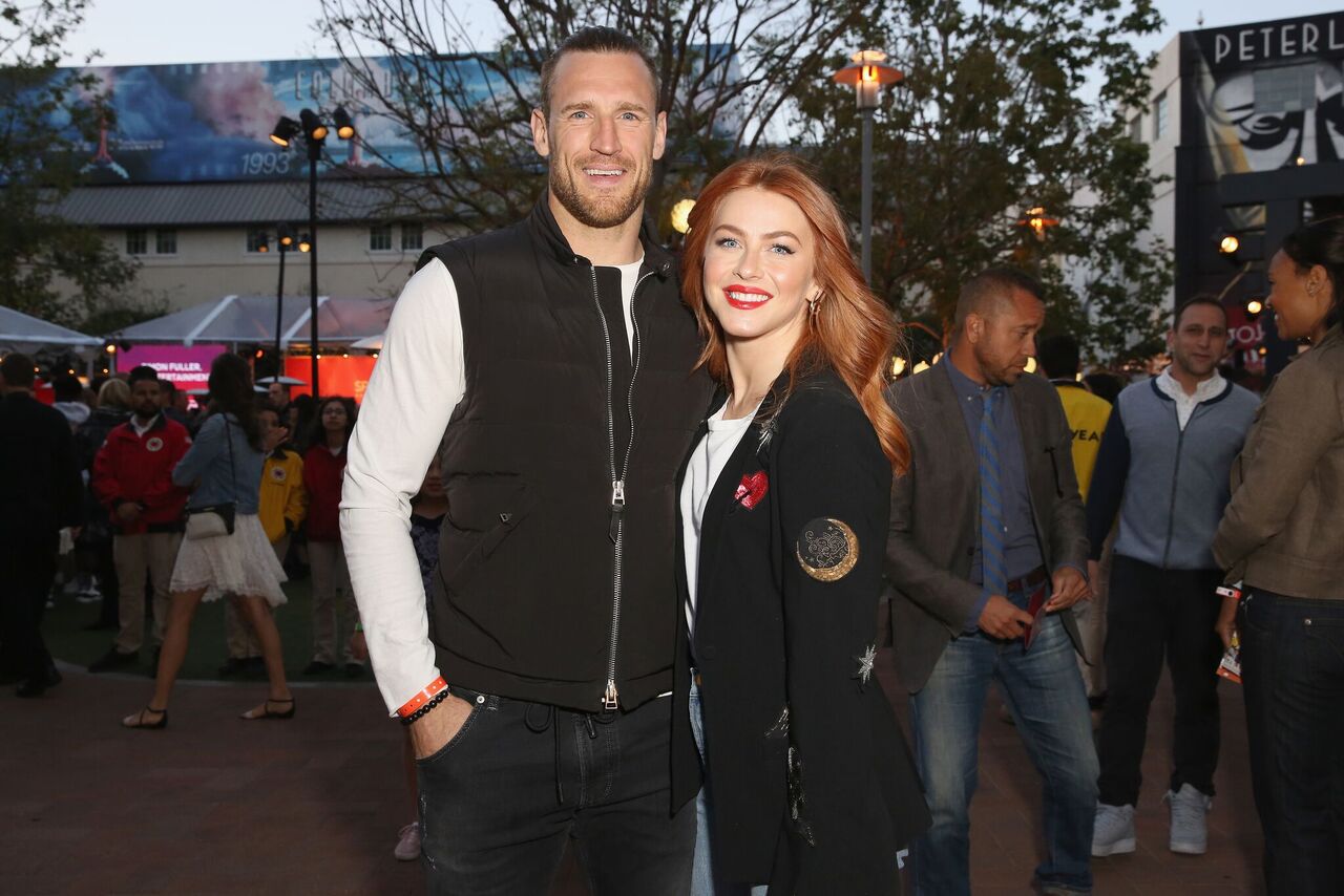Brooks Laich and Julianne Hough attend City Year Los Angeles' Spring Break: Destination Education at Sony Studios on April 28, 2018 in Los Angeles, California | Photo: Getty Images