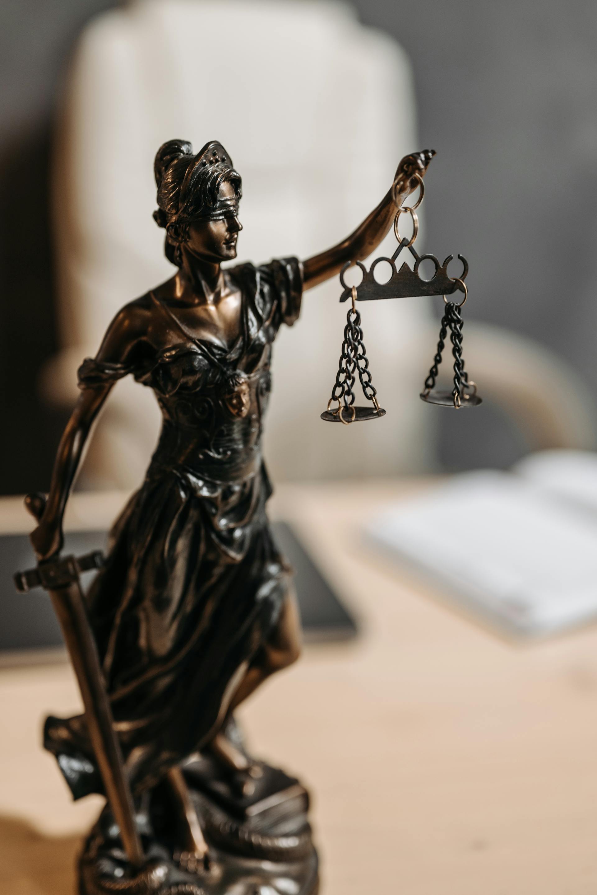 A figurine of Lady Justice | Source: Pexels