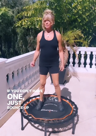 Goldie Hawn jumping on a trampoline as part of her workout routine. | Source: instagram.com/goldiehawn