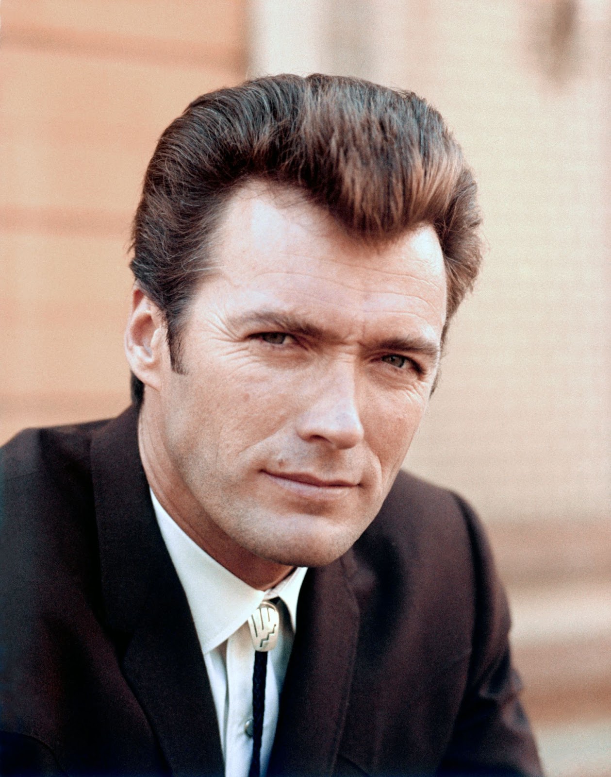 Clint Eastwood on the set of "Coogan's Bluff" in 1968. | Source: Getty Images