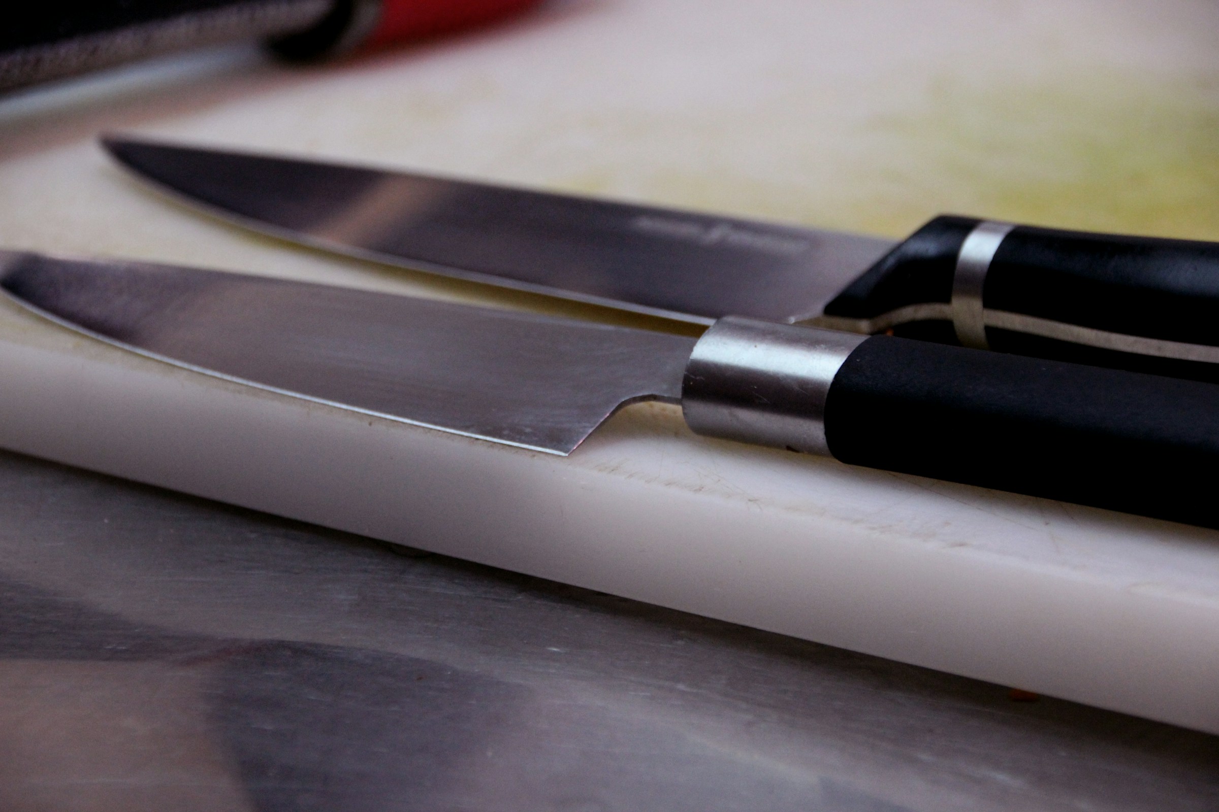 A close-up shot of knives | Source: Unsplash