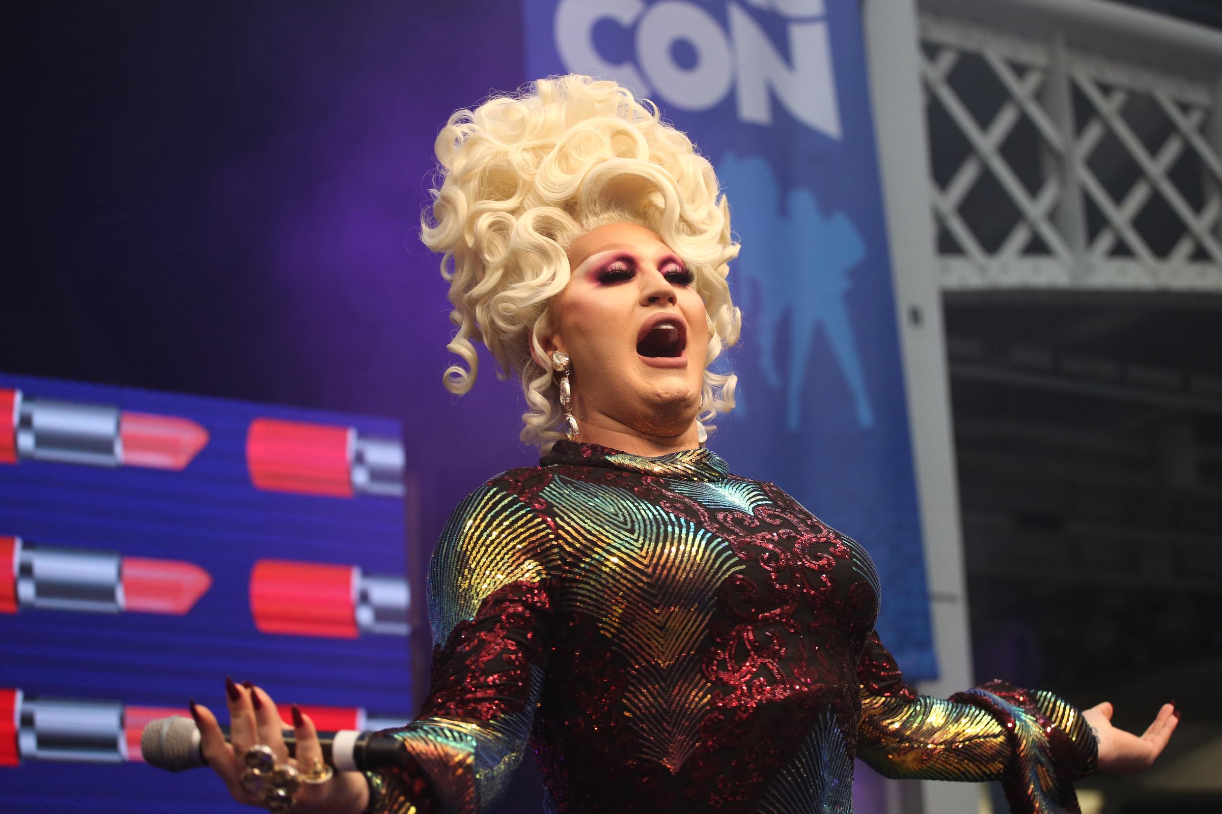 The Vivienne at RuPaul's DragCon UK 2020 at Olympia London on January 18, 2020 | Source: Getty Images