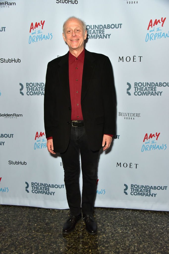 Schauspieler Mark Blum besucht die "Amy And The Orphans" Opening Night im Laura Pels Theatre am 1. März 2018 in New York City
