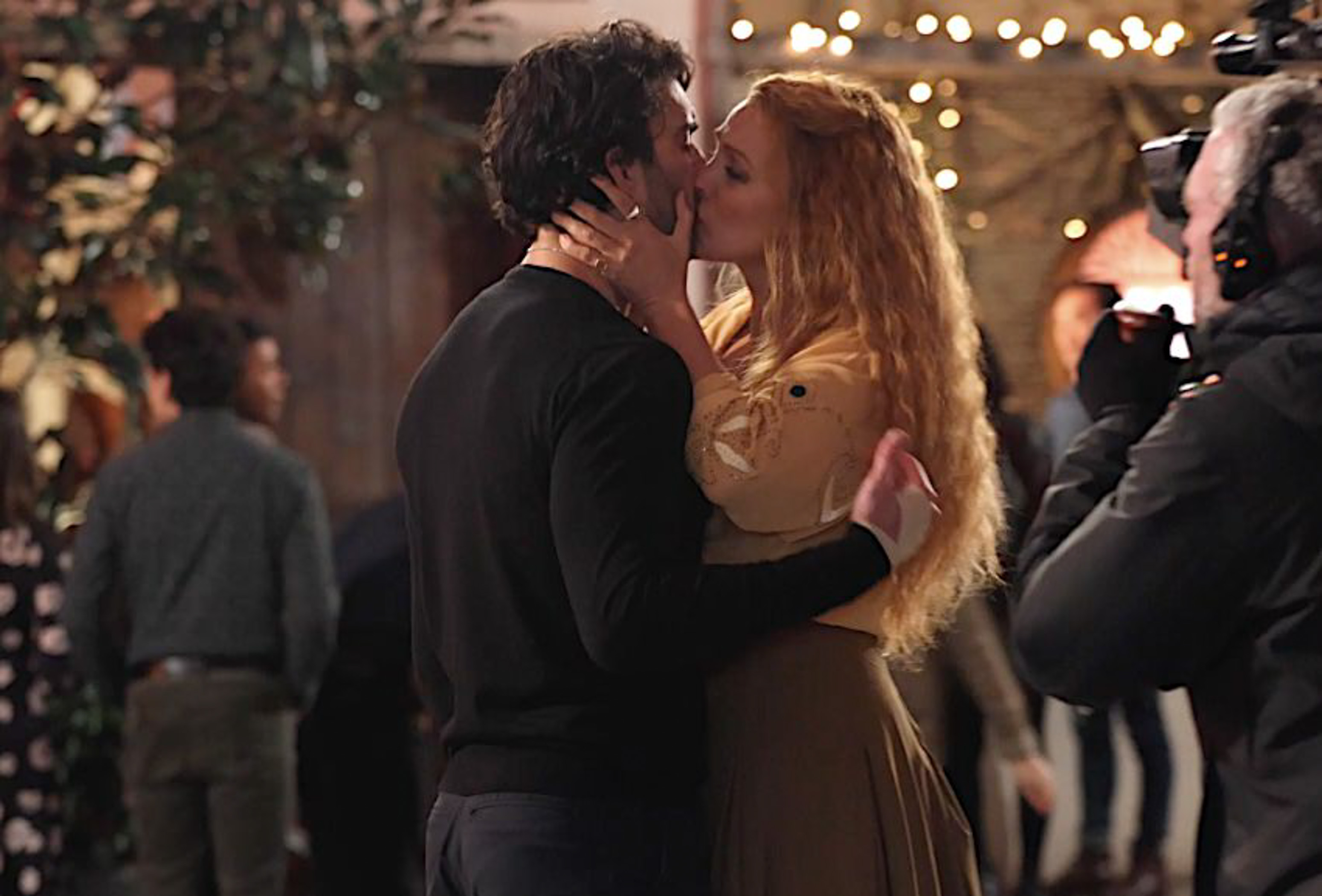 Blake Lively and Justin Baldoni on the set of "It Ends with Us," 2024 | Source: Getty Images