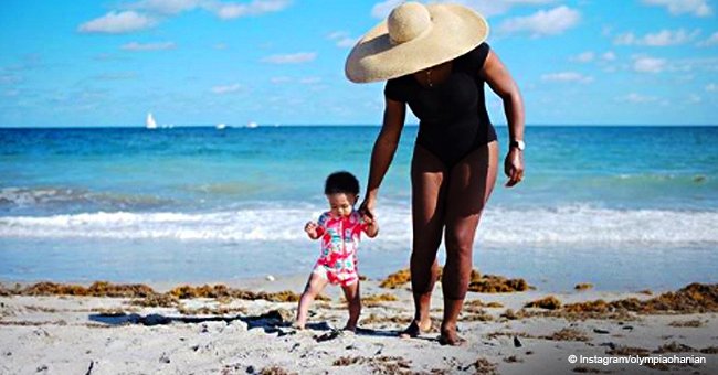 Serena Williams' daughter Olympia puts her toes in the ocean 'for the first time' in cute photo