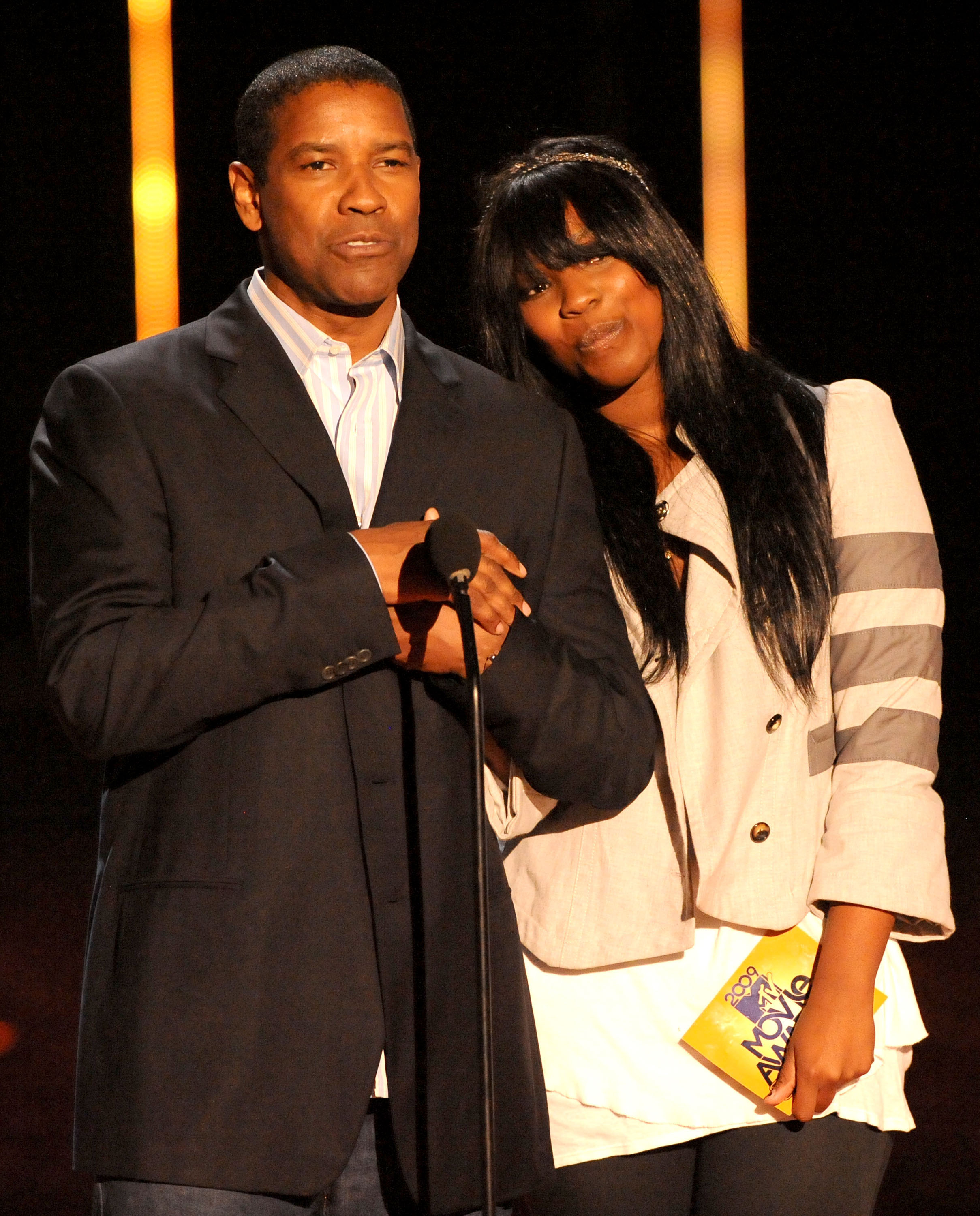 Denzel Washington and daughter Olivia during the 2009 MTV Movie Awards in Universal City, California on May 31, 2009 | Source: Getty Images