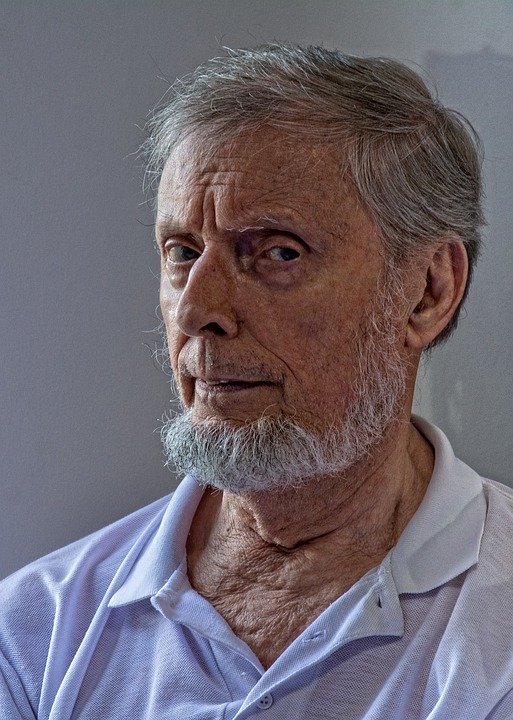 Porträt eines älteren Mannes - Quelle: Pixabay