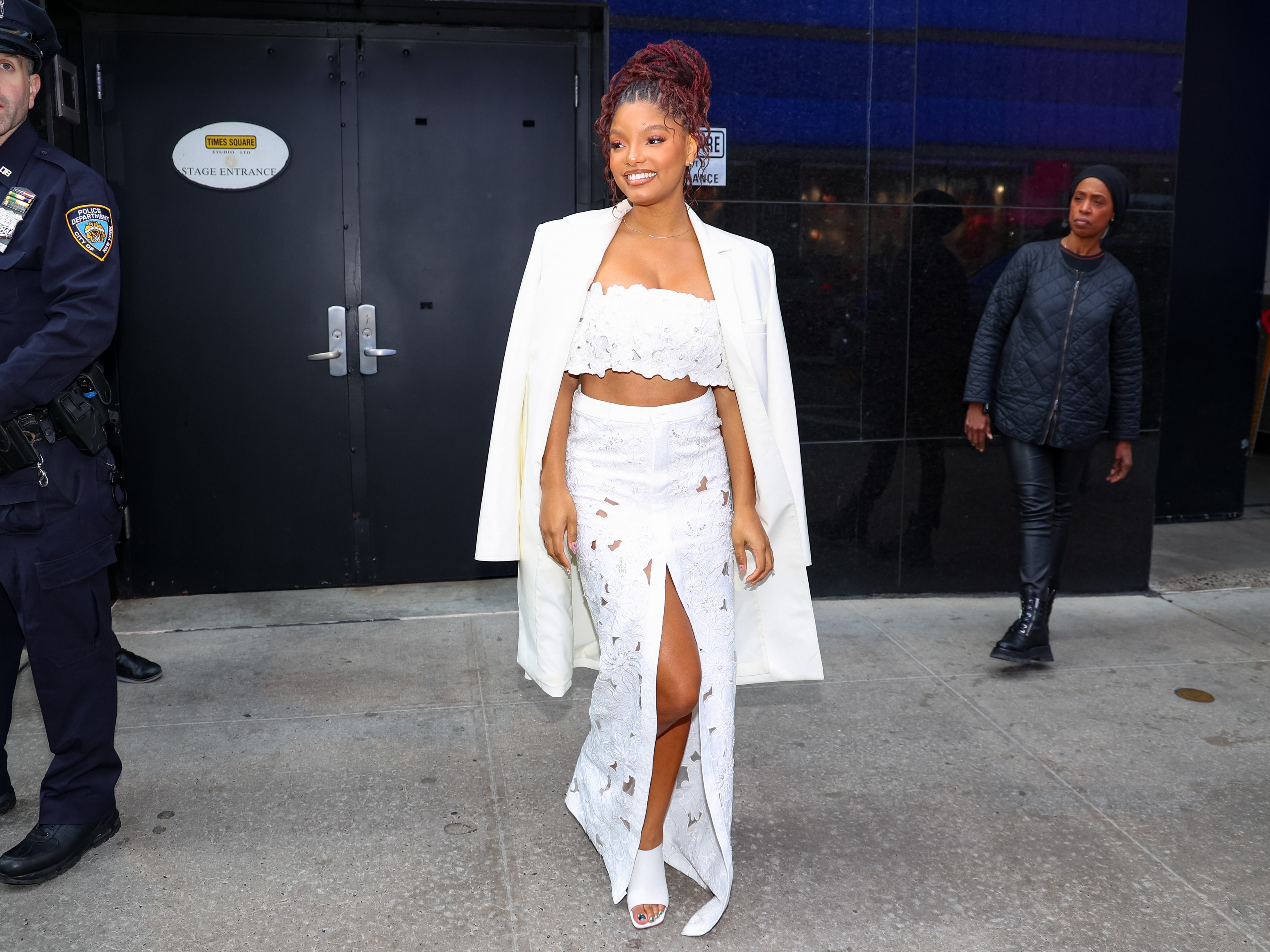 Halle Bailey arriving at "Good Morning America" on May 18, 2023 in New York City | Source: Getty Images
