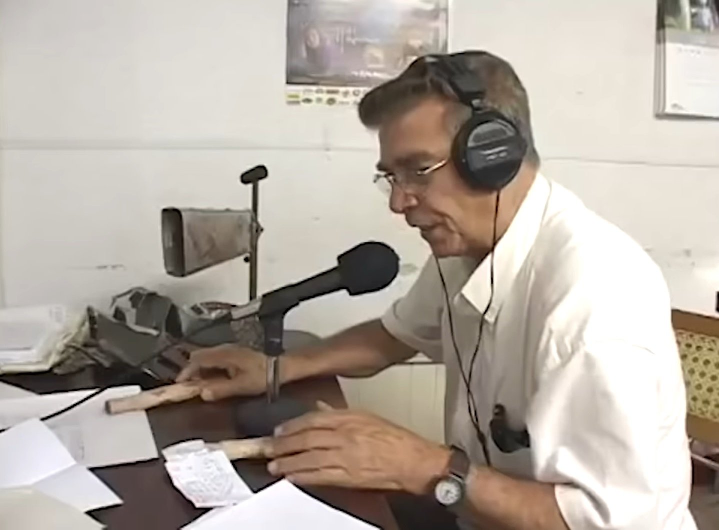 Otto de la Rocha en la radio. | Foto: YouTube/Confidencial