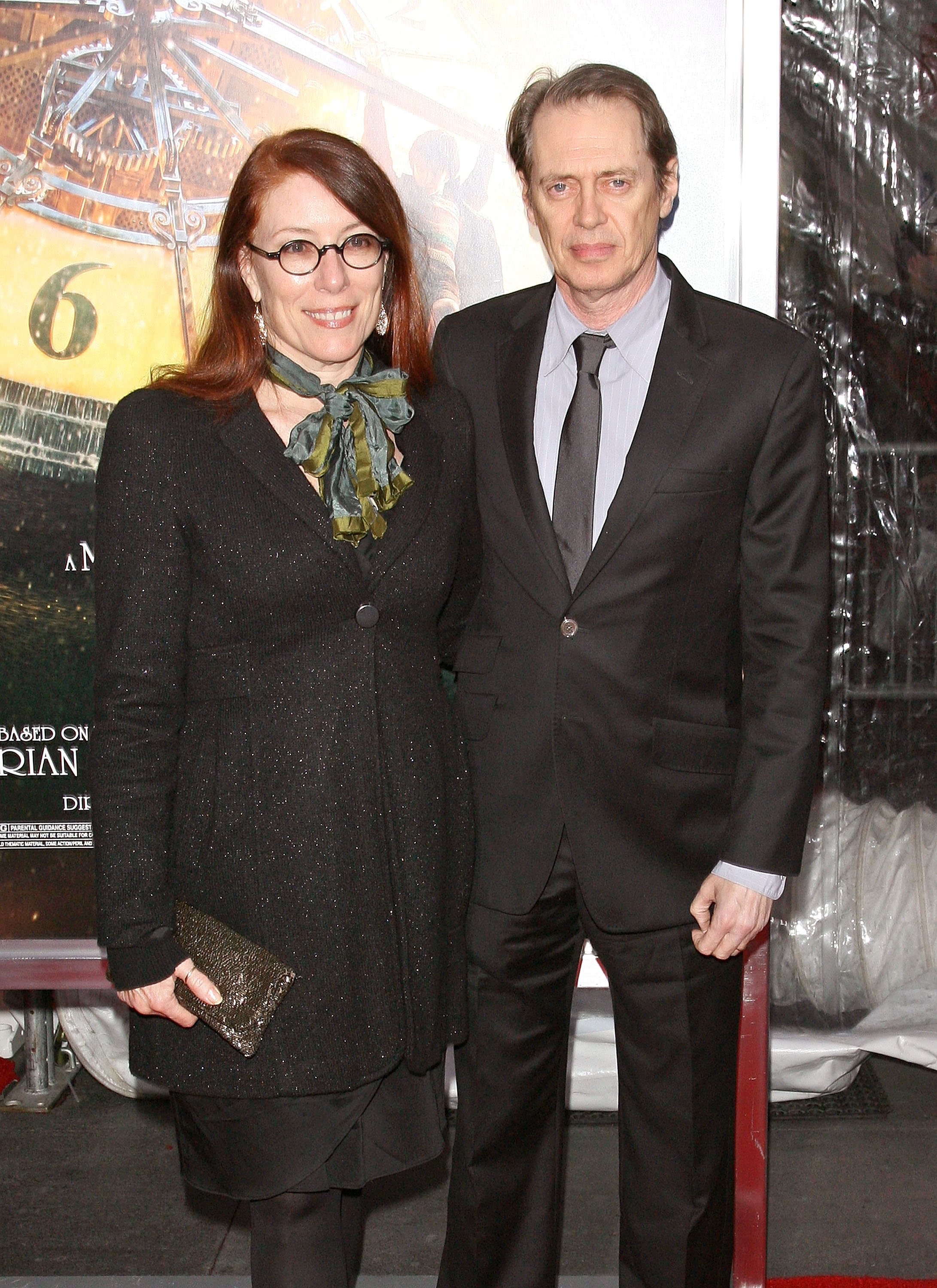Steve Buscemi and Jo Andres attend the "Hugo" premiere in New York City on November 21, 2011 | Source: Getty Images